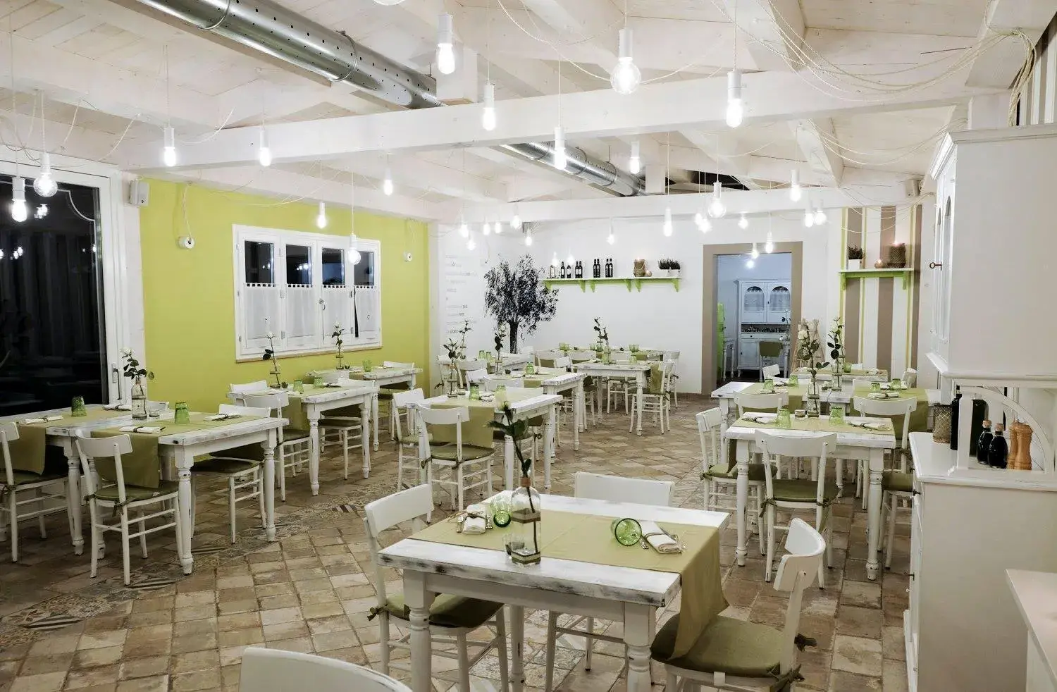 Restaurant/Places to Eat in Relais Madonna di Campagna