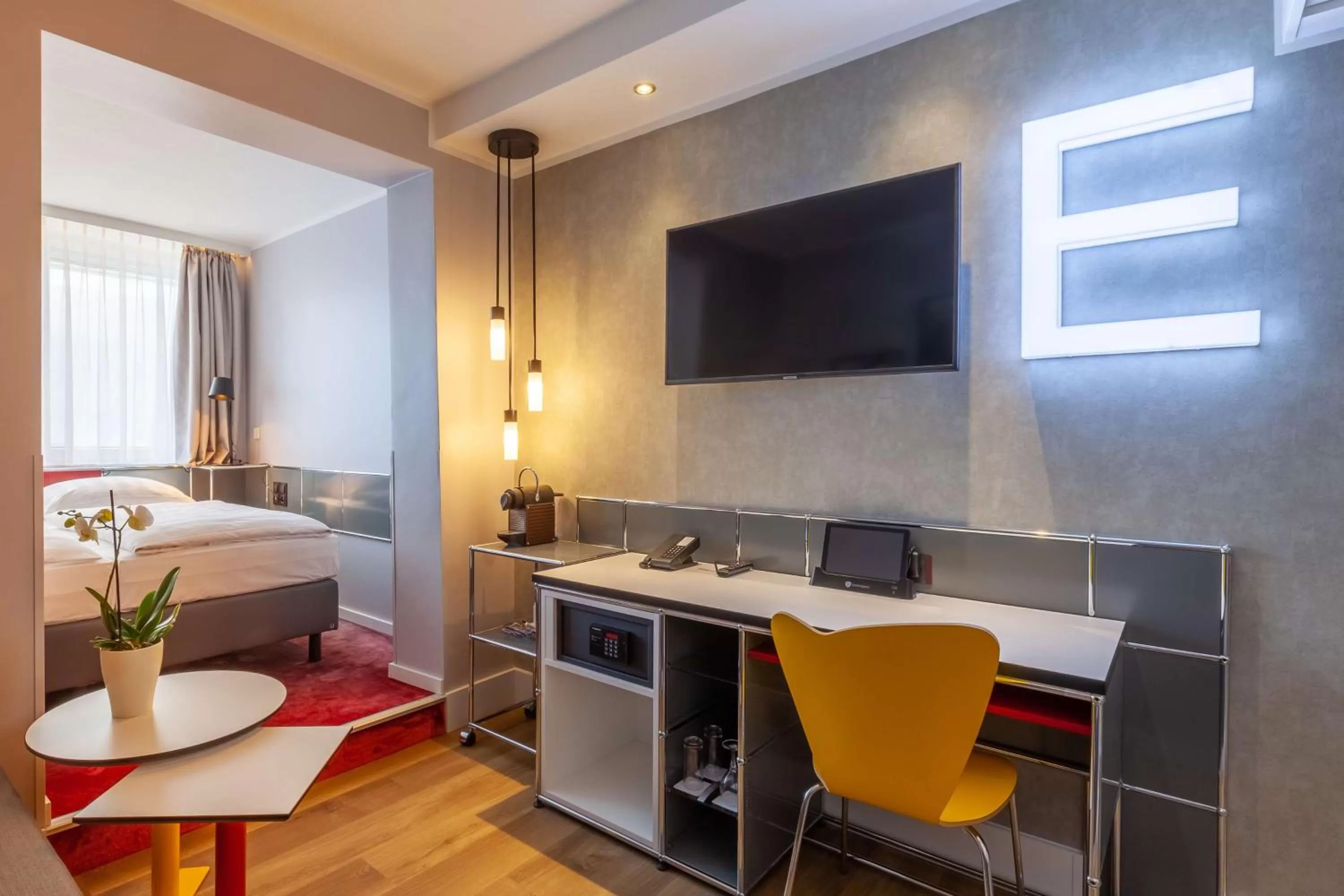 Photo of the whole room, Bed in Radisson Blu Hotel Erfurt