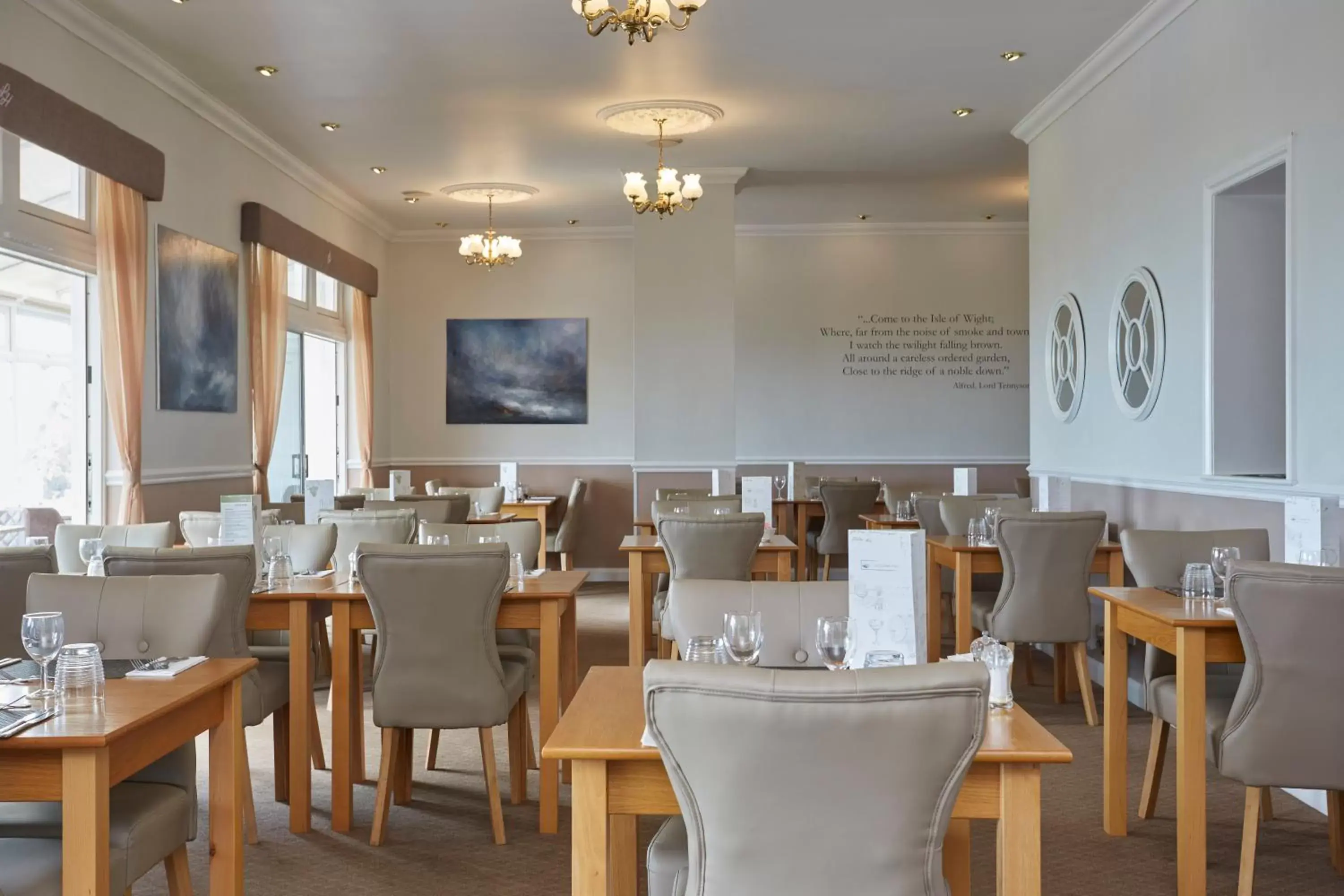Restaurant/places to eat in Luccombe Hall Hotel Restaurant/places to eat in Luccombe Hall Hotel