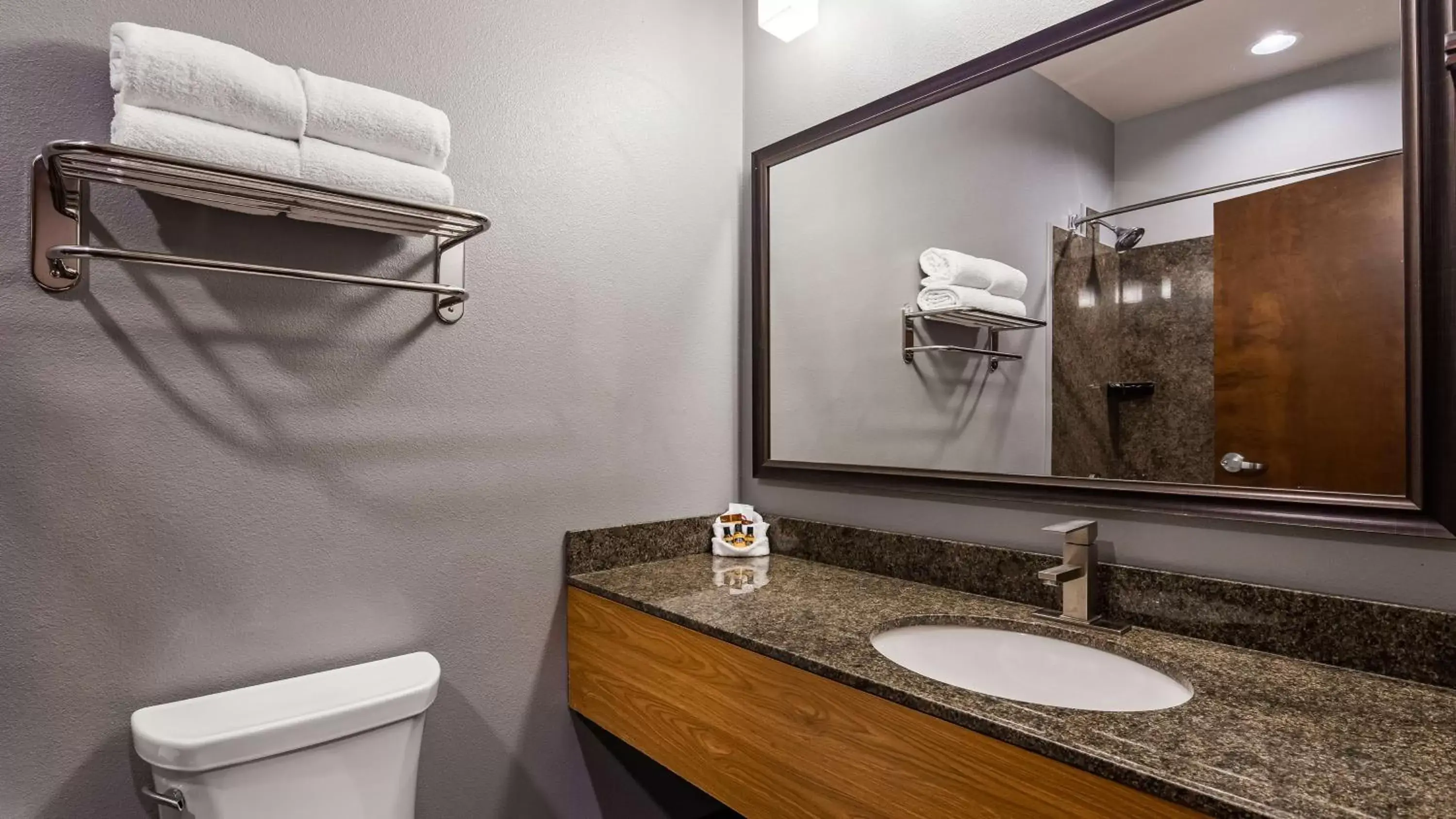 Bathroom in Best Western Plus Williston Hotel & Suites