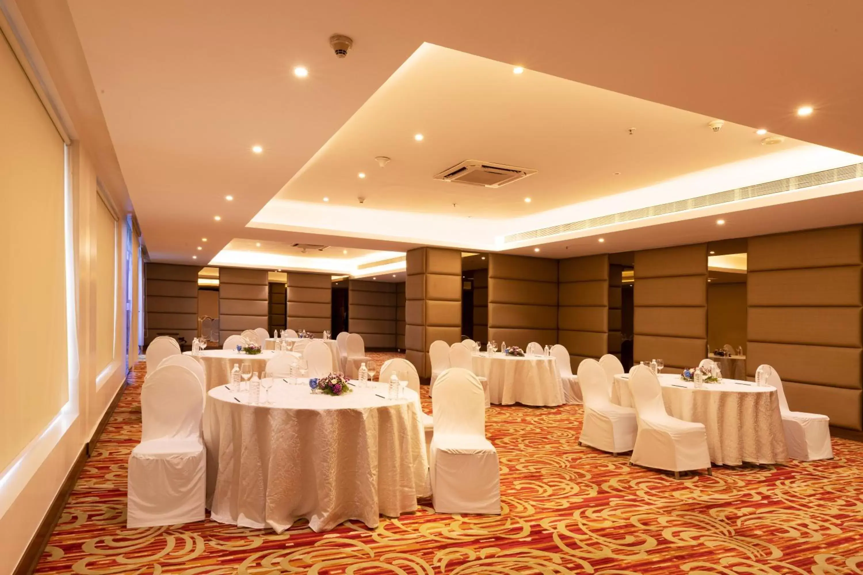 Banquet/Function facilities, Banquet Facilities in Courtyard by Marriott Pune Chakan