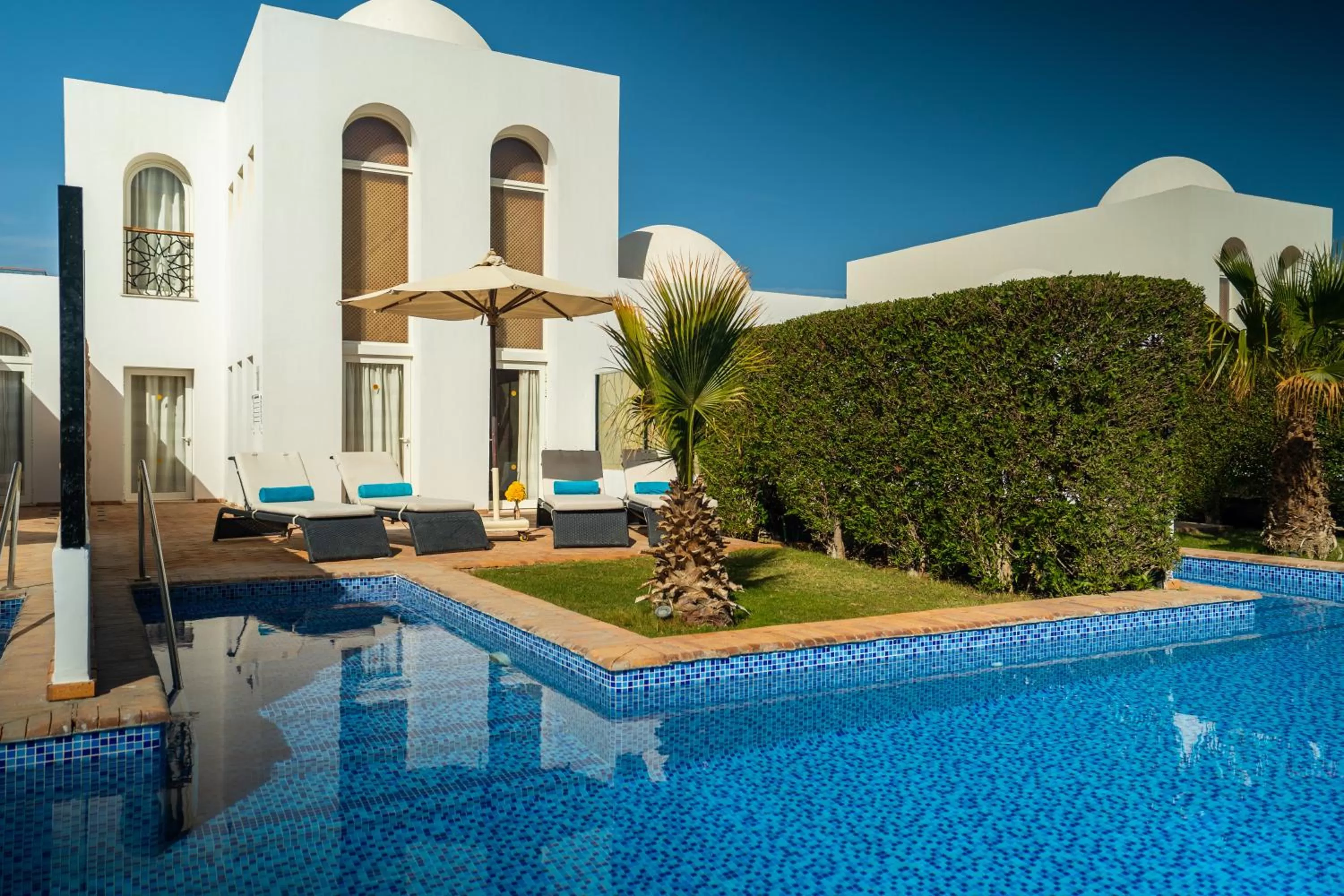 Pool view in Fort Arabesque Resort, Spa & Villas