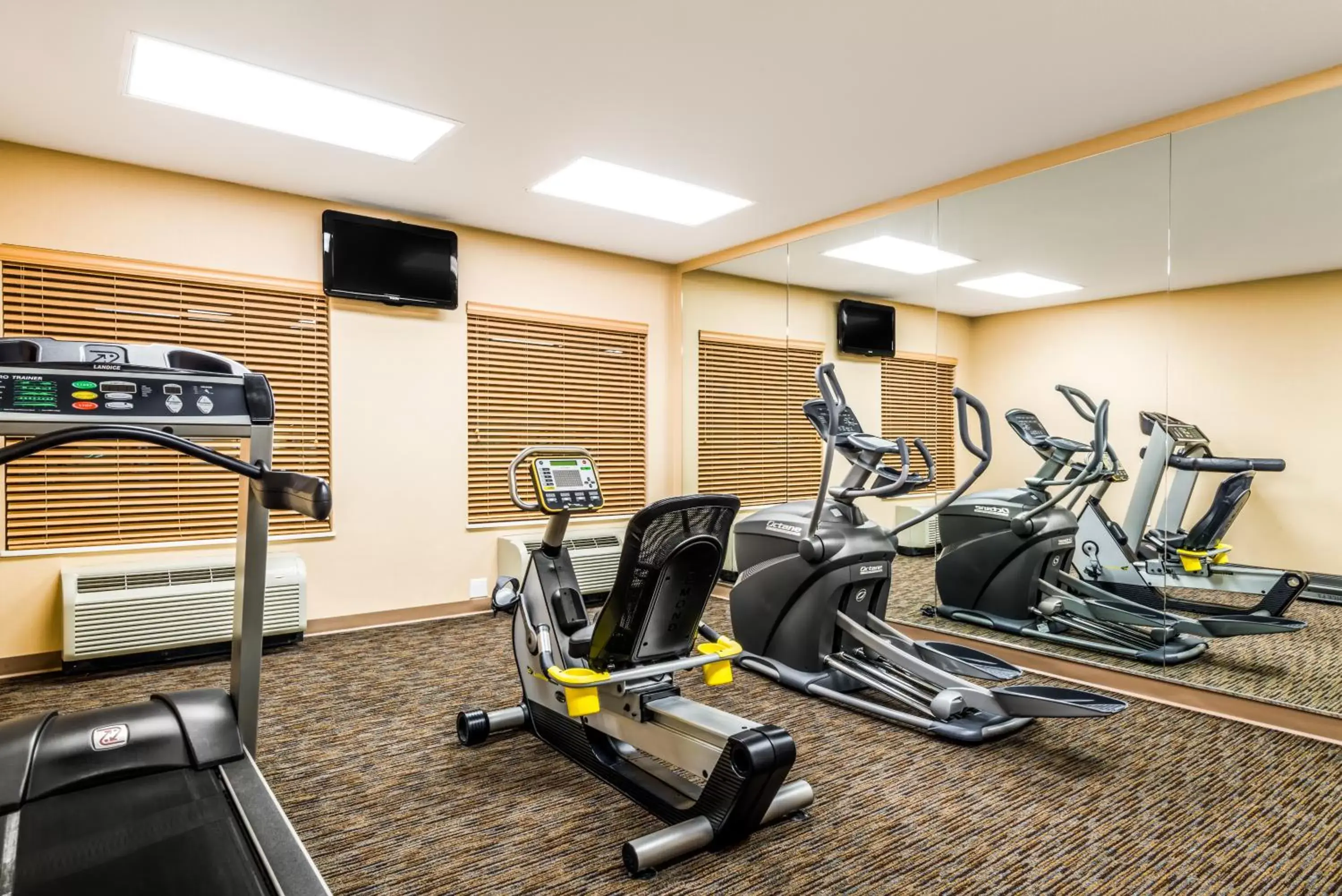 Fitness centre/facilities, Fitness Center/Facilities in Baymont by Wyndham Denver International Airport