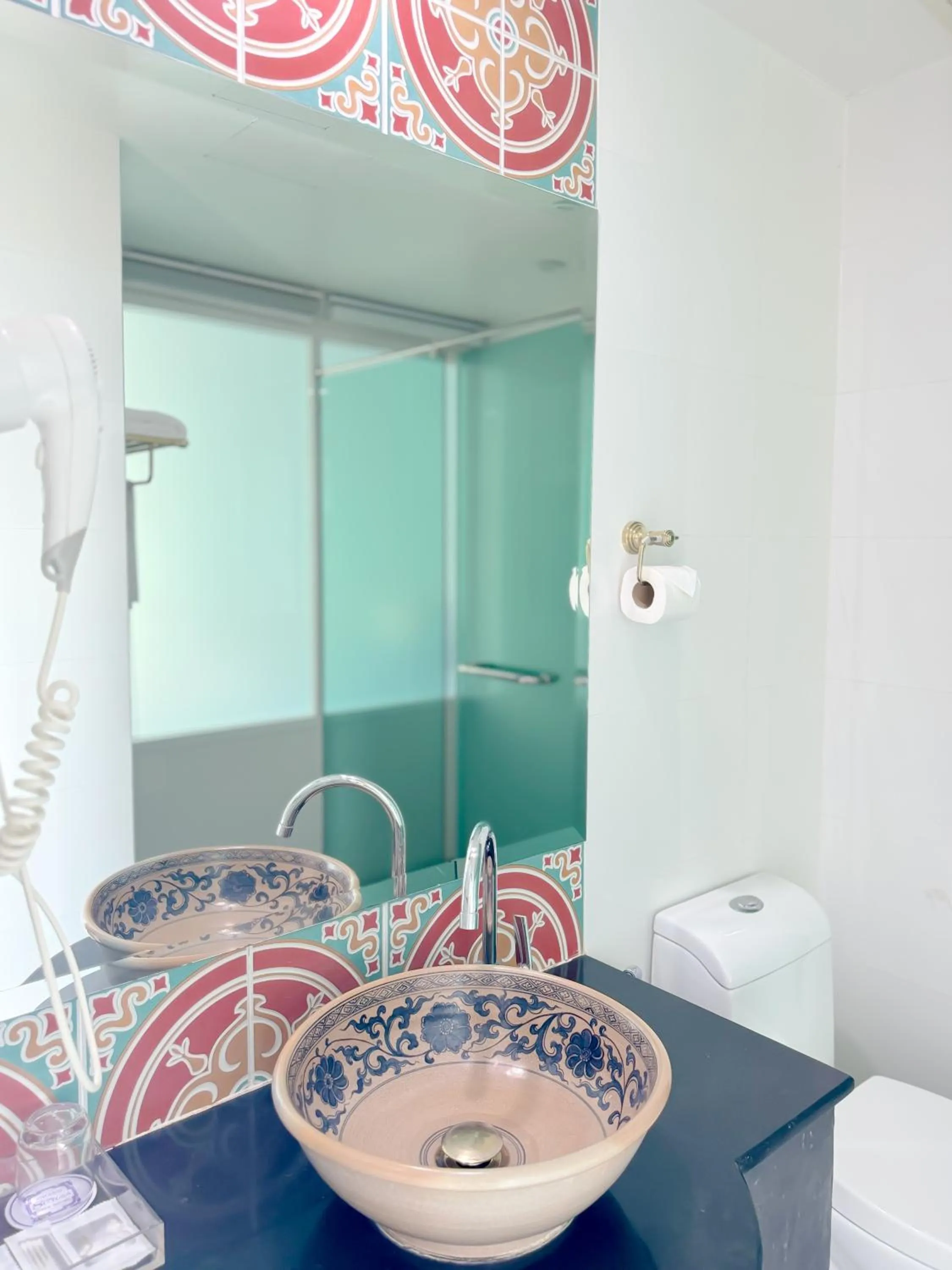 Toilet in Grand Supicha City Hotel