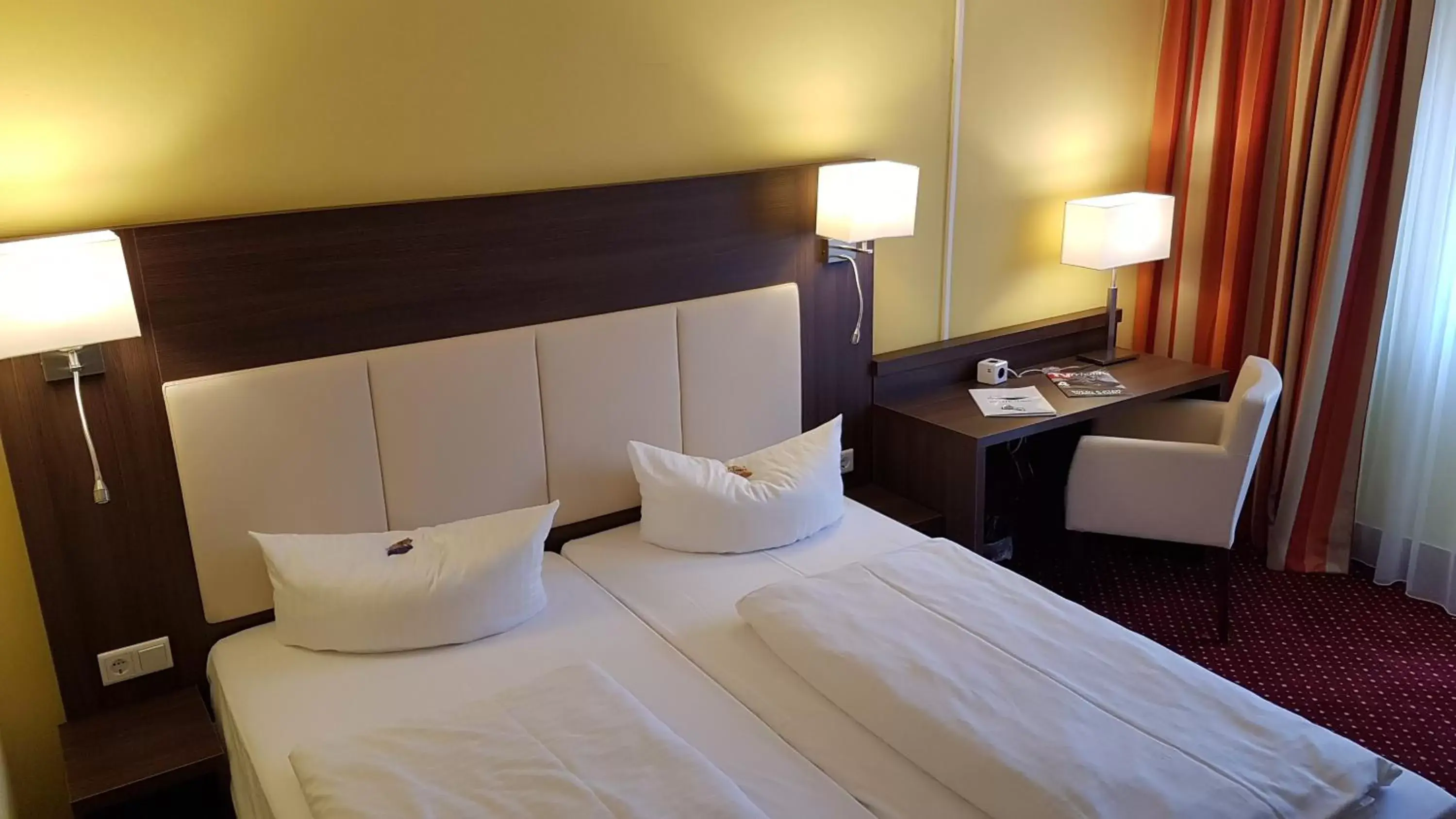 Photo of the whole room, Bed in INVITE Hotel Nürnberg City Photo of the whole room, Bed in INVITE Hotel Nürnberg City