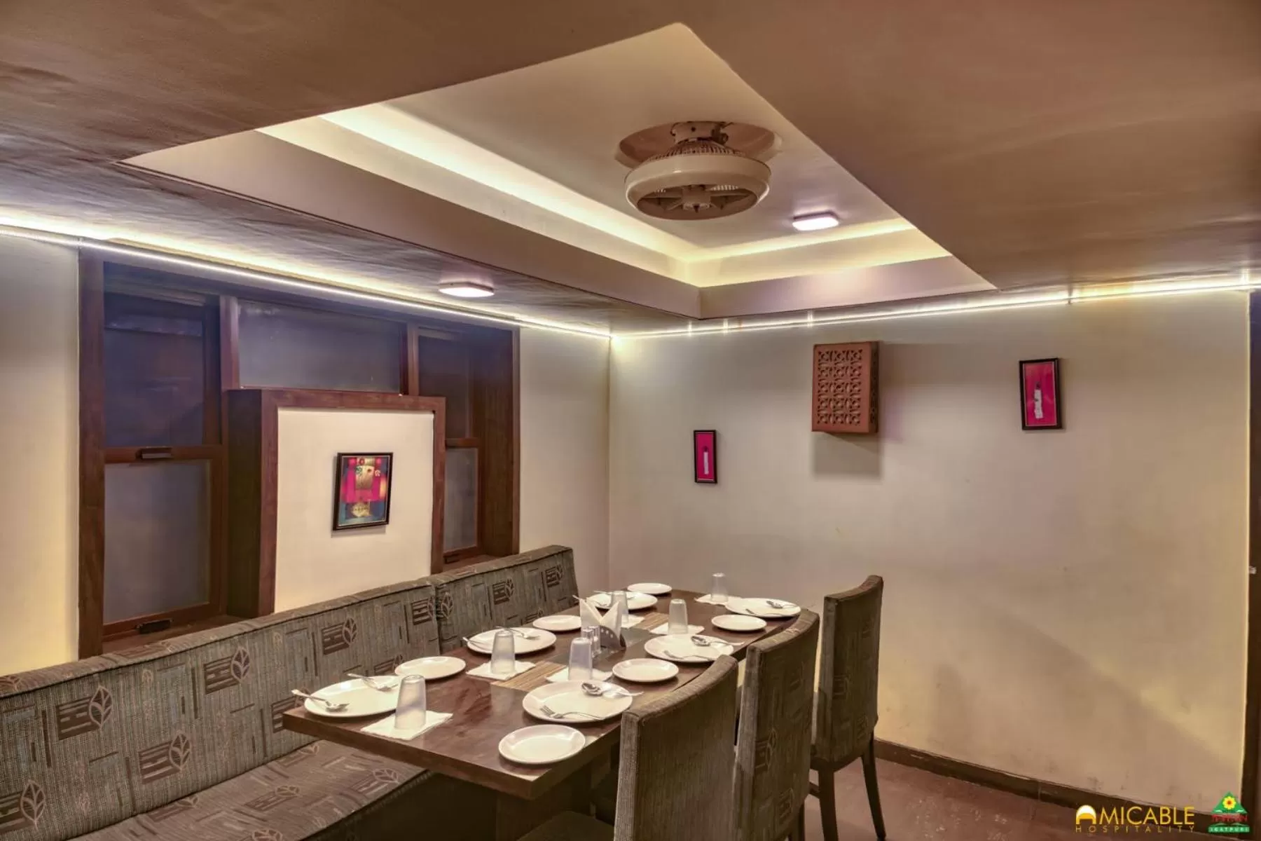 Restaurant/places to eat in Hotel Ashwin Igatpuri, Pure Veg & Jain Food