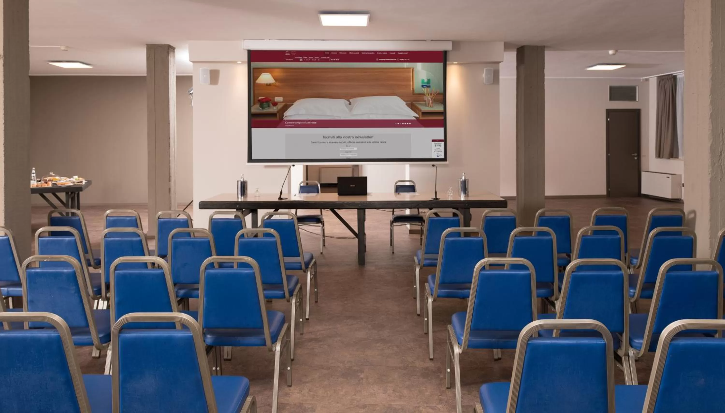 Meeting/conference room in SHG Hotel Bologna