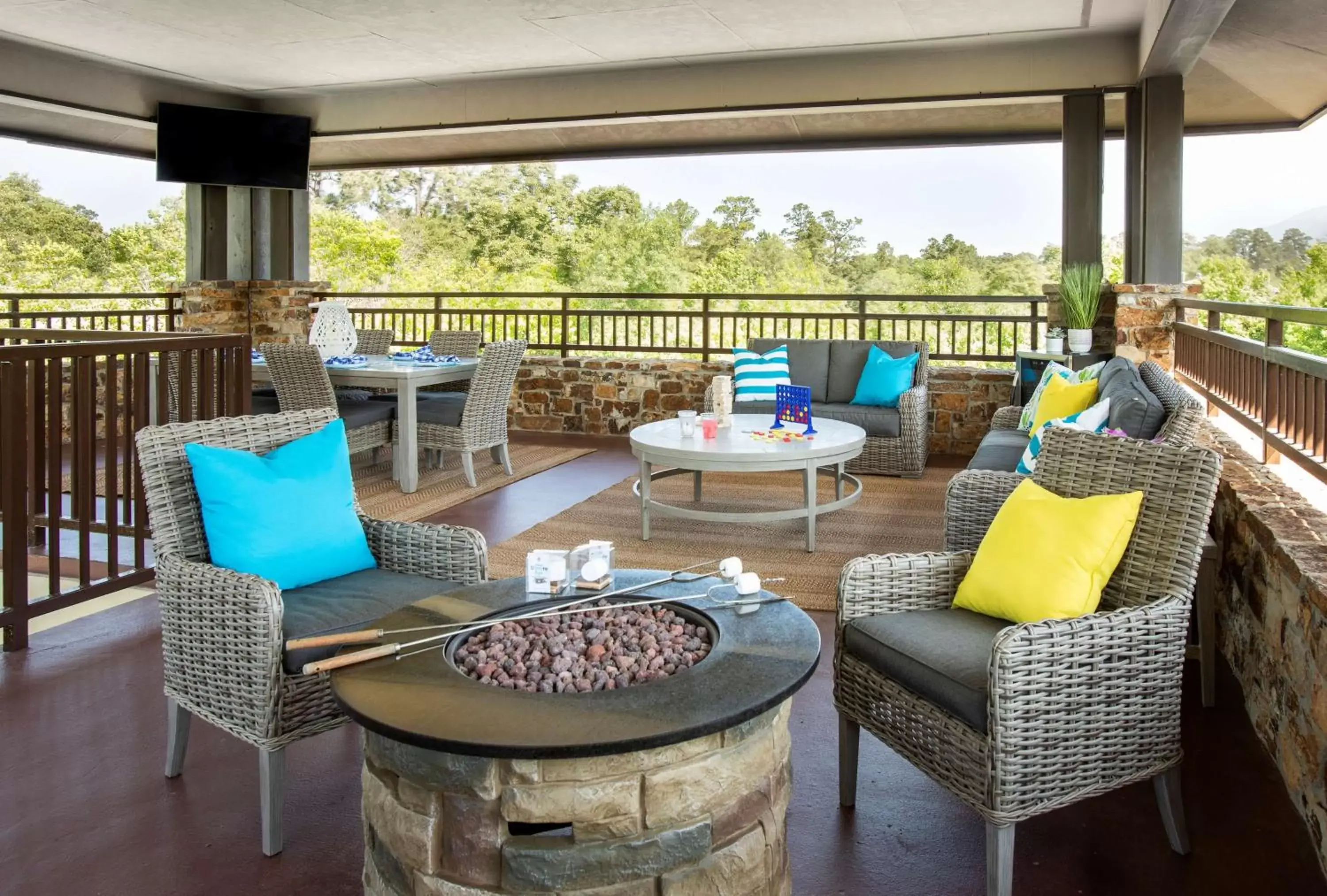 Patio in The Woodlands Resort, Curio Collection by Hilton