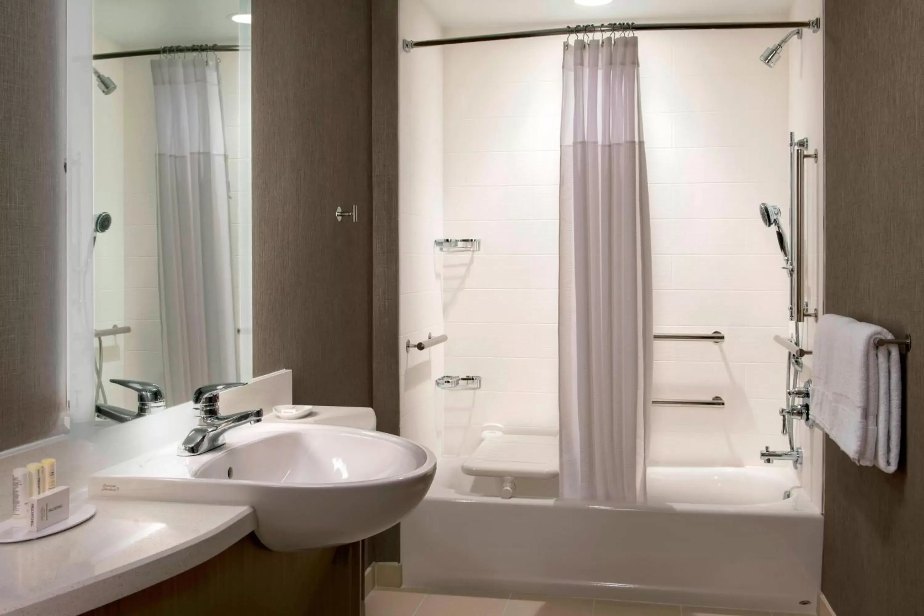 Bedroom, Bathroom in SpringHill Suites by Marriott Tampa Suncoast Parkway