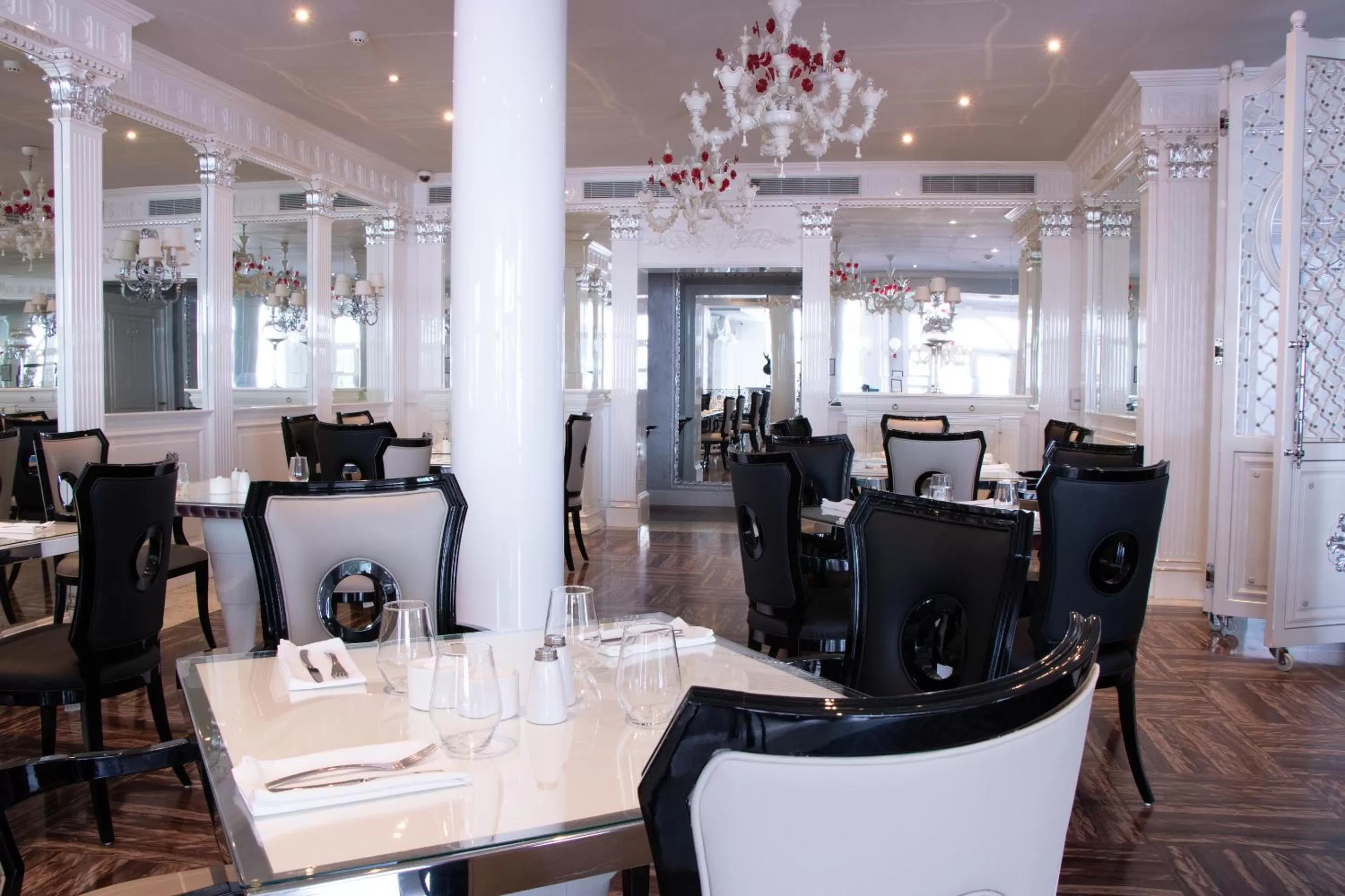Restaurant/Places to Eat in Villa Palma Boutique Hotel