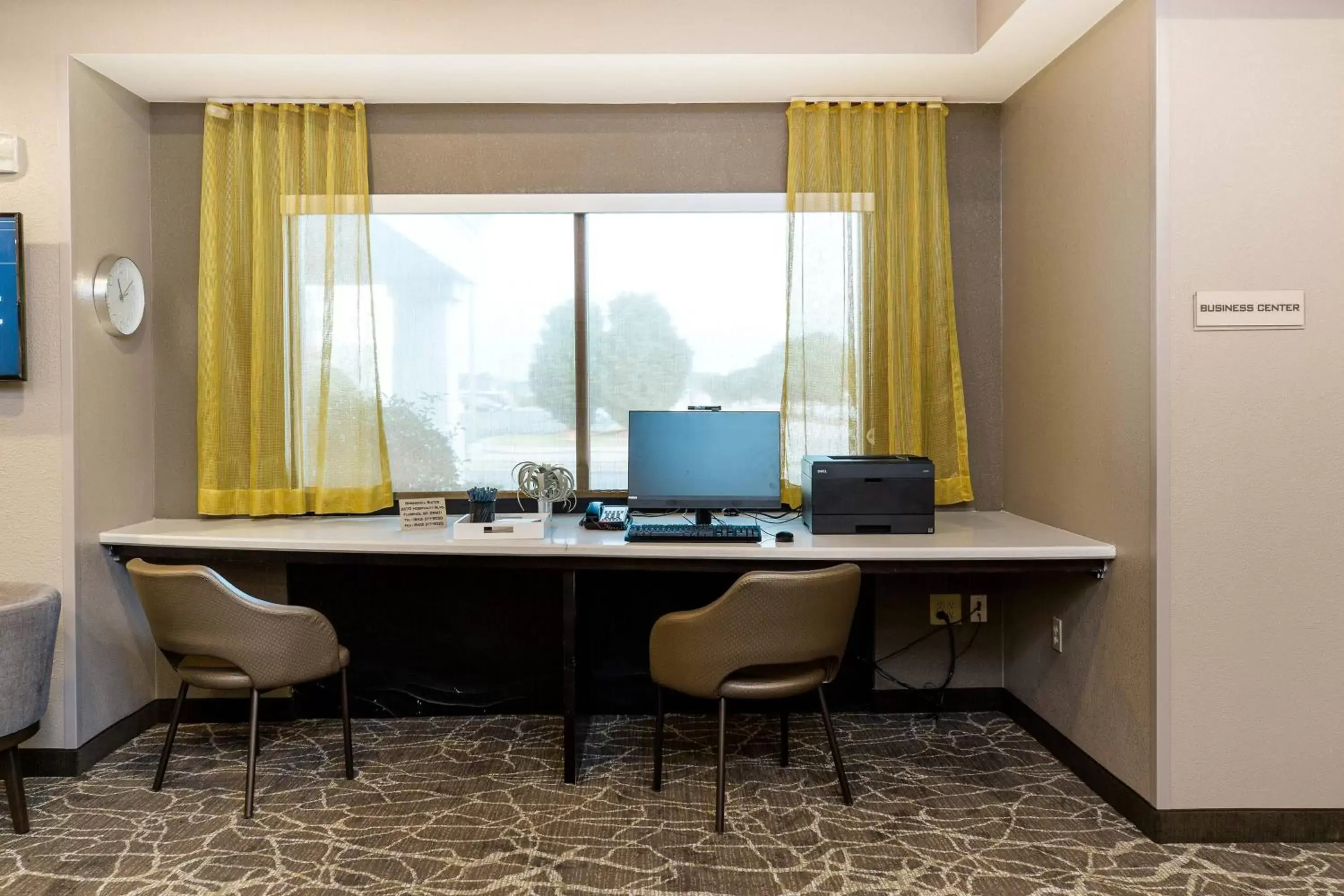 Business facilities in SpringHill Suites Florence