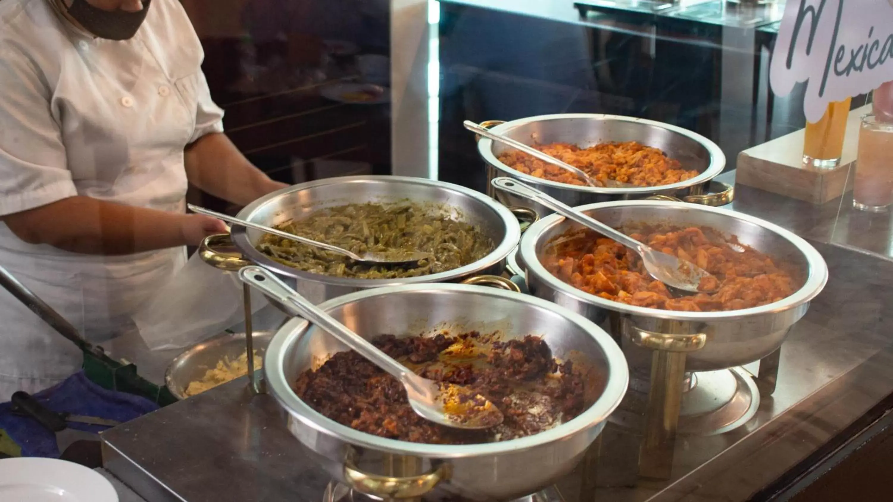 Restaurant/places to eat in Holiday Inn Queretaro Zona Krystal by IHG Restaurant/places to eat in Holiday Inn Queretaro Zona Krystal by IHG