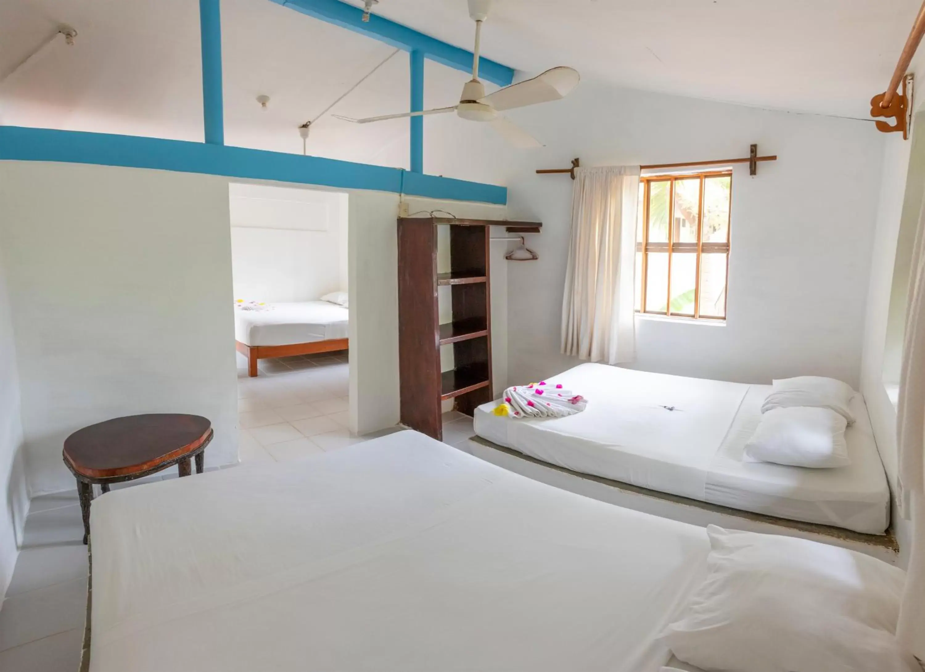 Bedroom, Bed in Hotel Bungalows Acuario