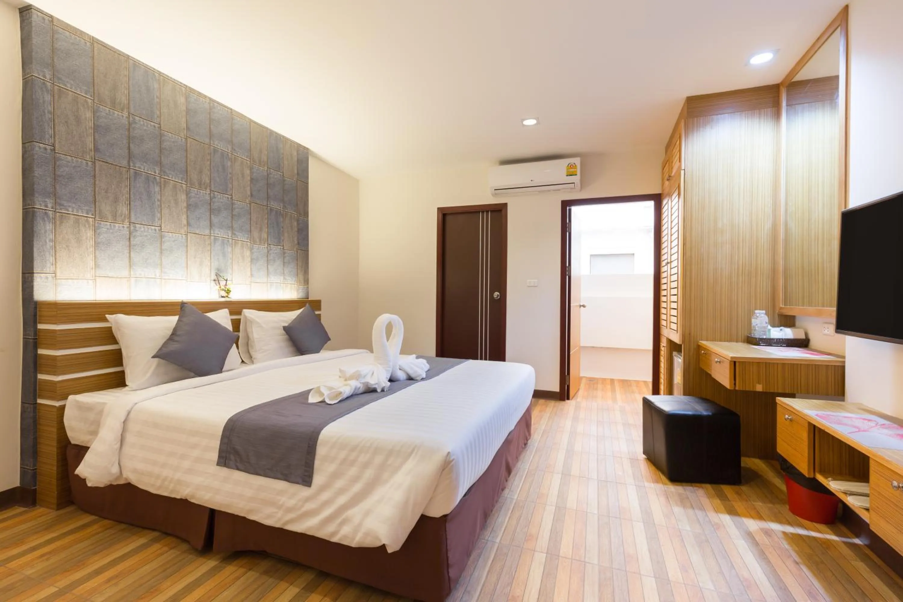 Balcony/Terrace, Bed in Tee Pak Dee Resident Phuket