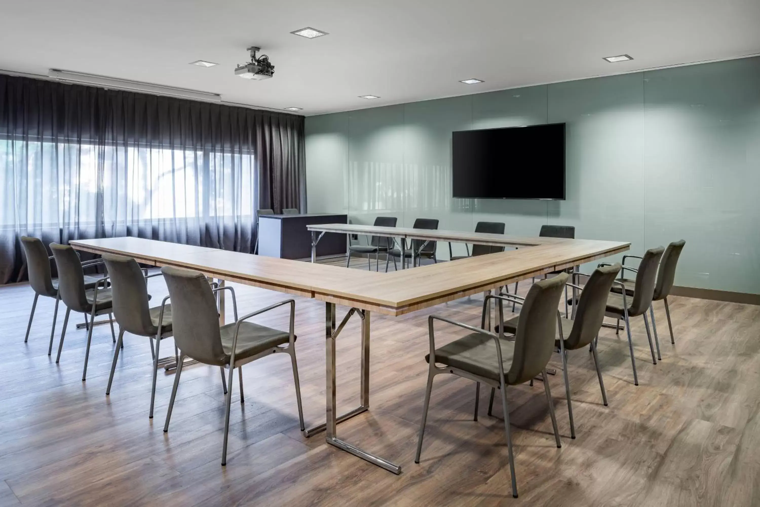 Meeting/conference room in AC Hotel Gavà Mar Airport by Marriott