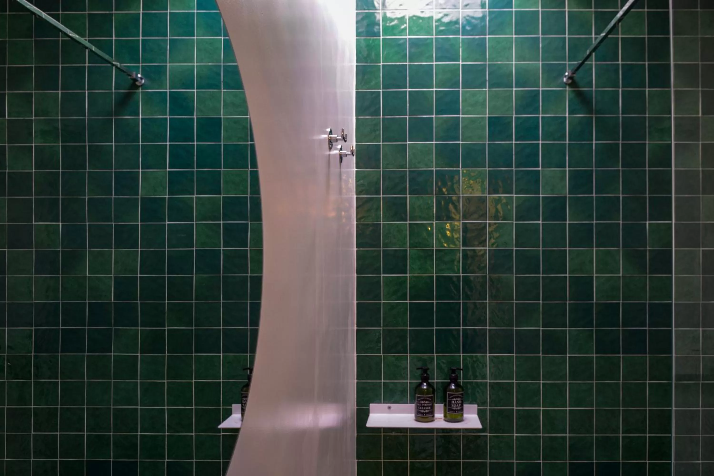 Shower, Bathroom in B&B Toledo Panoramic Rooftop with terrace