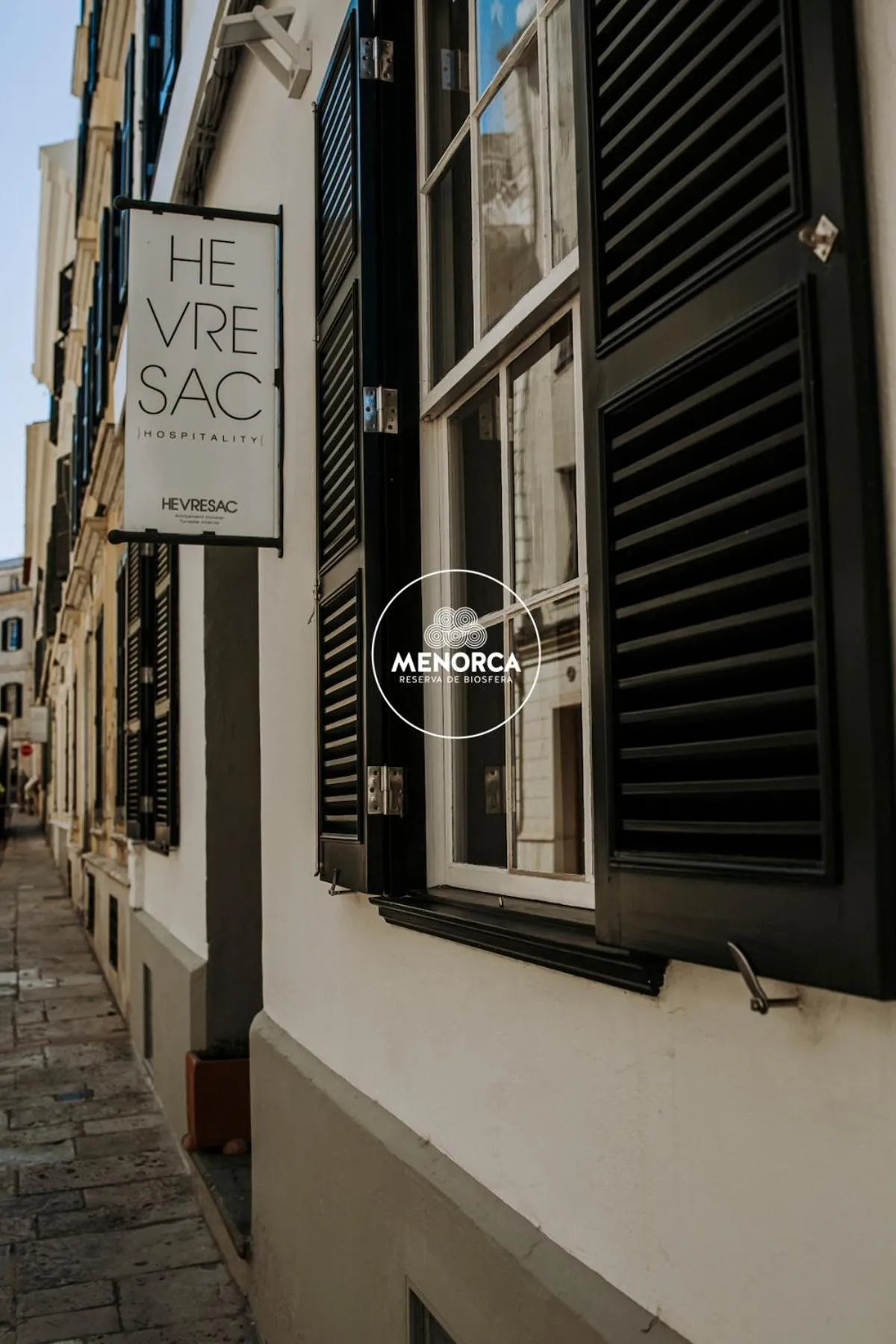 Facade/entrance in Hotel Hevresac Singular & Small