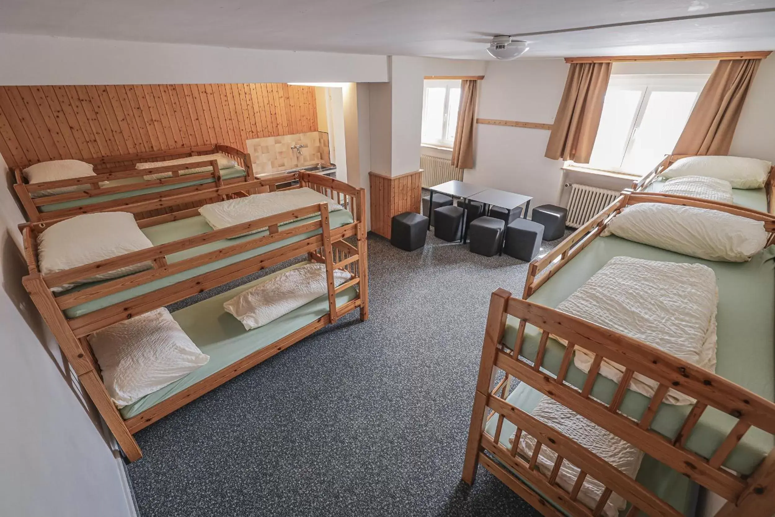 Photo of the whole room, Bunk Bed in Arosa Mountain Lodge