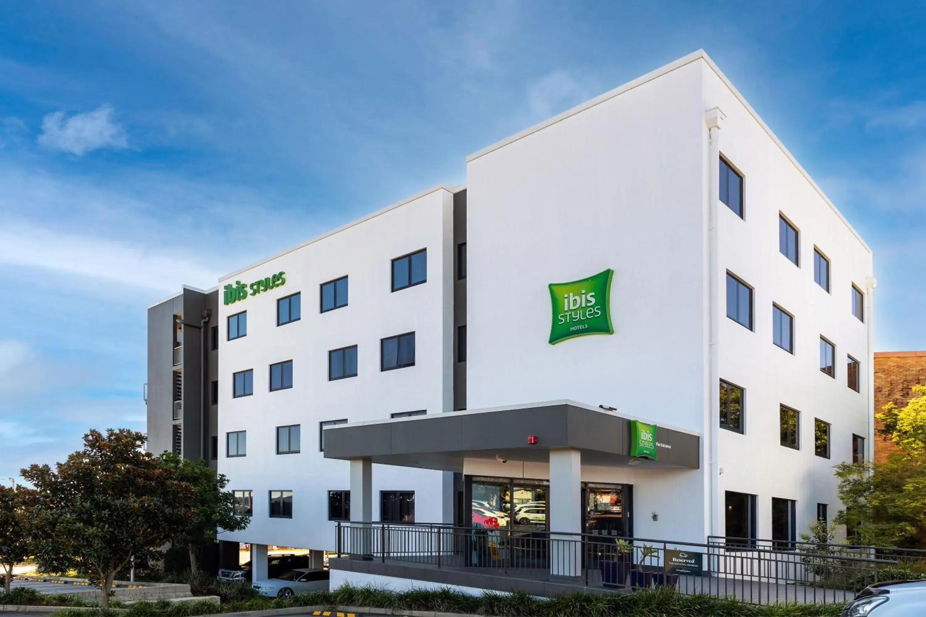 Property Building in Ibis Styles The Entrance