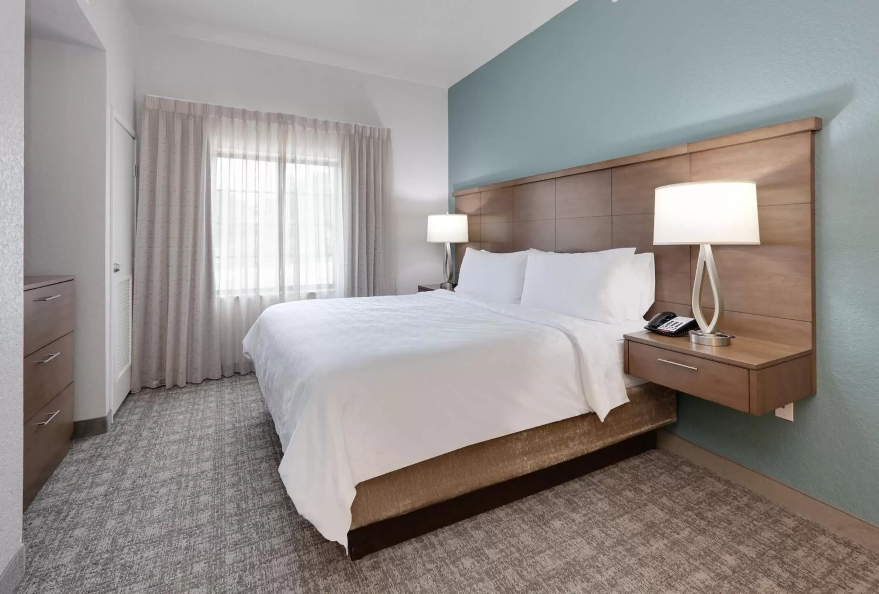 Photo of the whole room, Bed in Staybridge Suites - San Antonio - Schertz, an IHG Hotel
