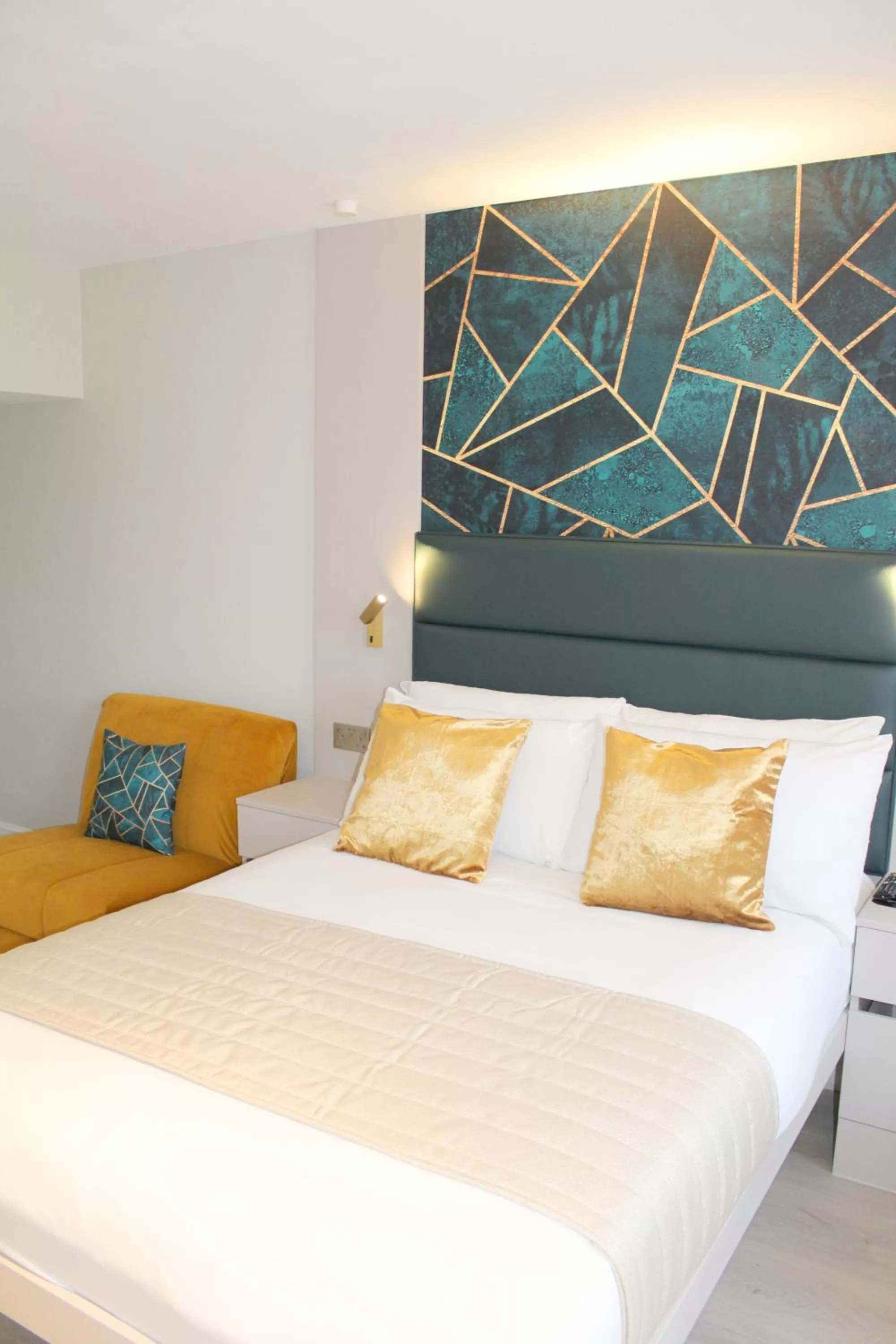 Bed in West End Lane II