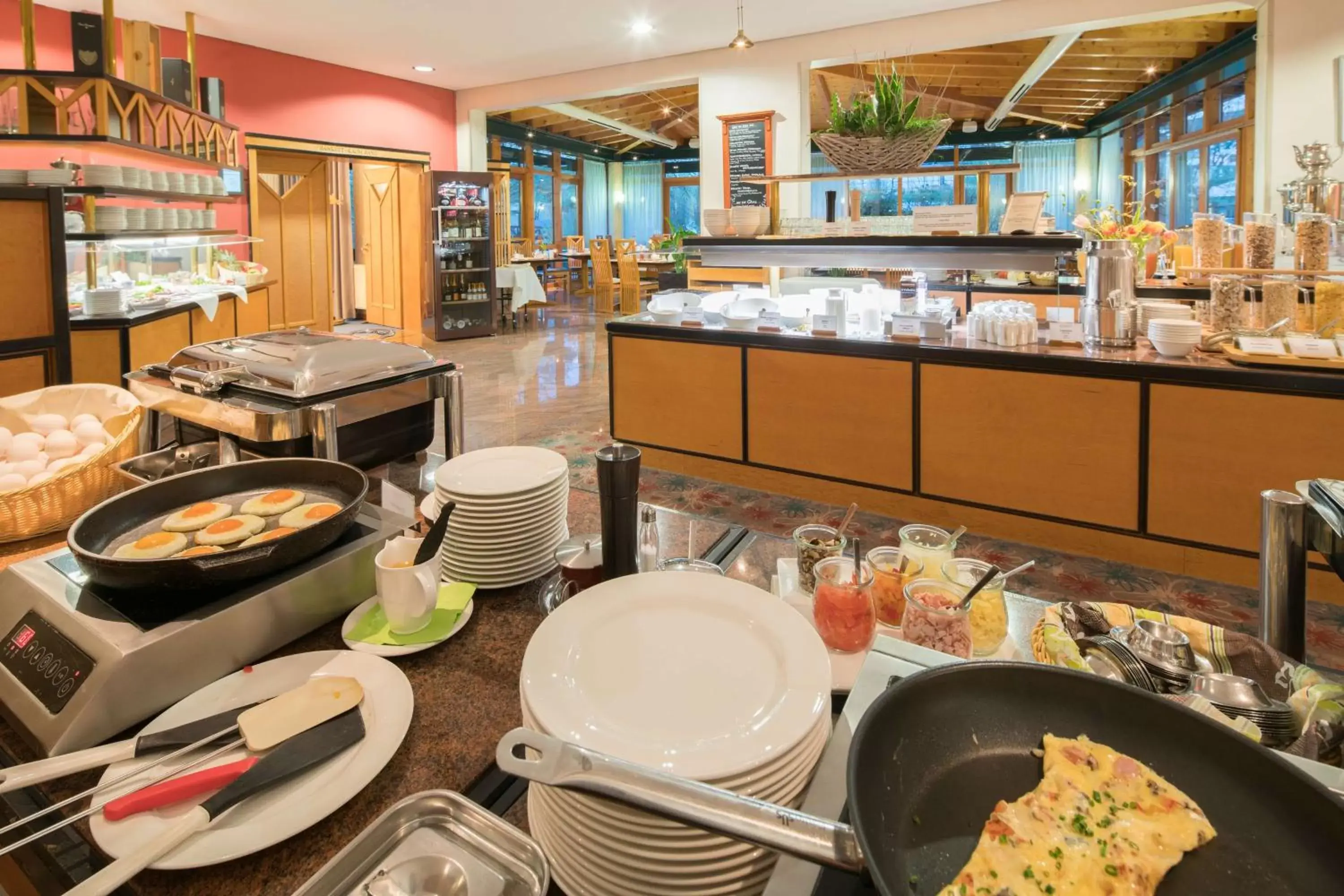 Breakfast, Restaurant/Places to Eat in Best Western Plus Kurhotel an der Obermaintherme