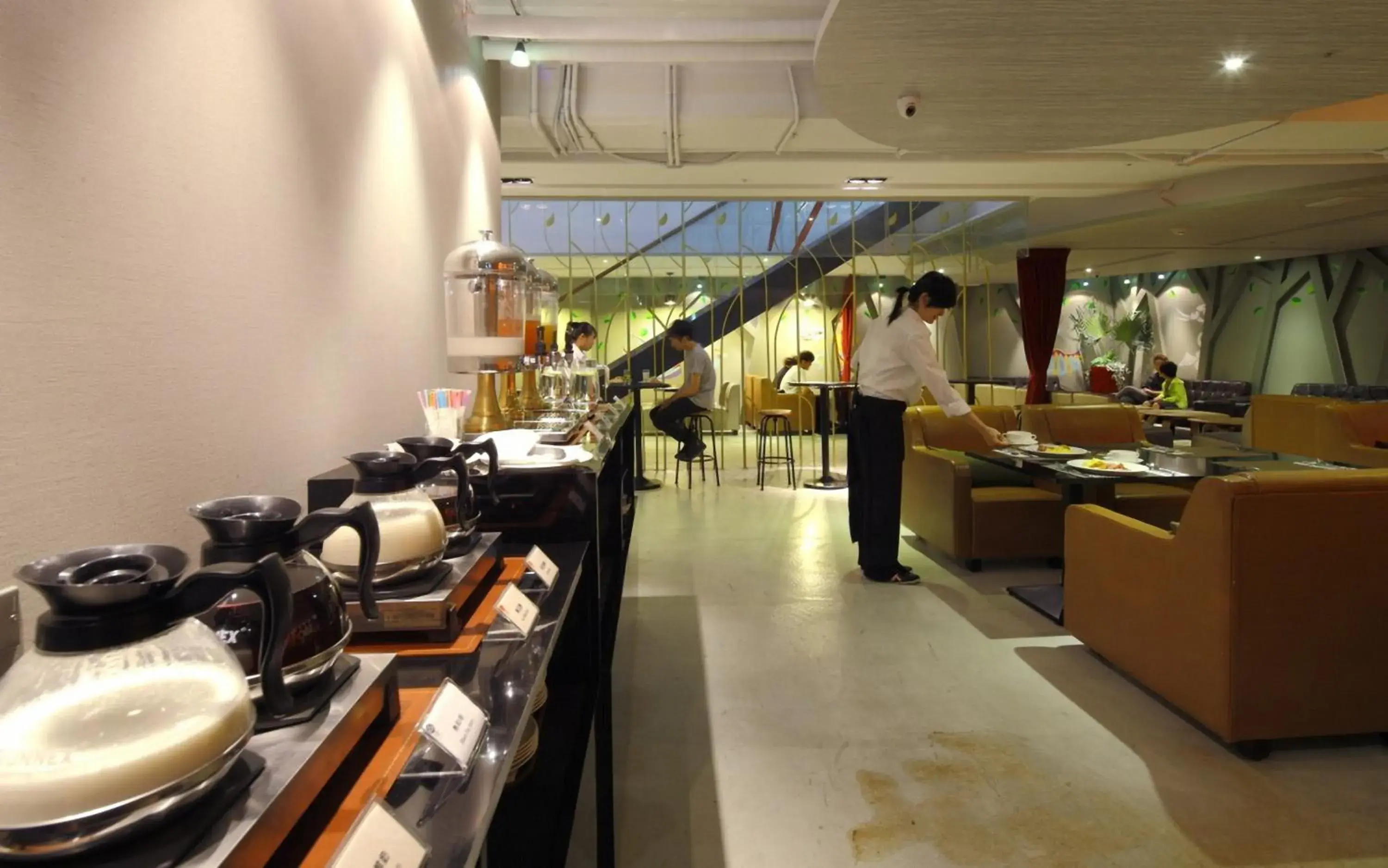 Restaurant/Places to Eat in Hotelday Plus Tamsui