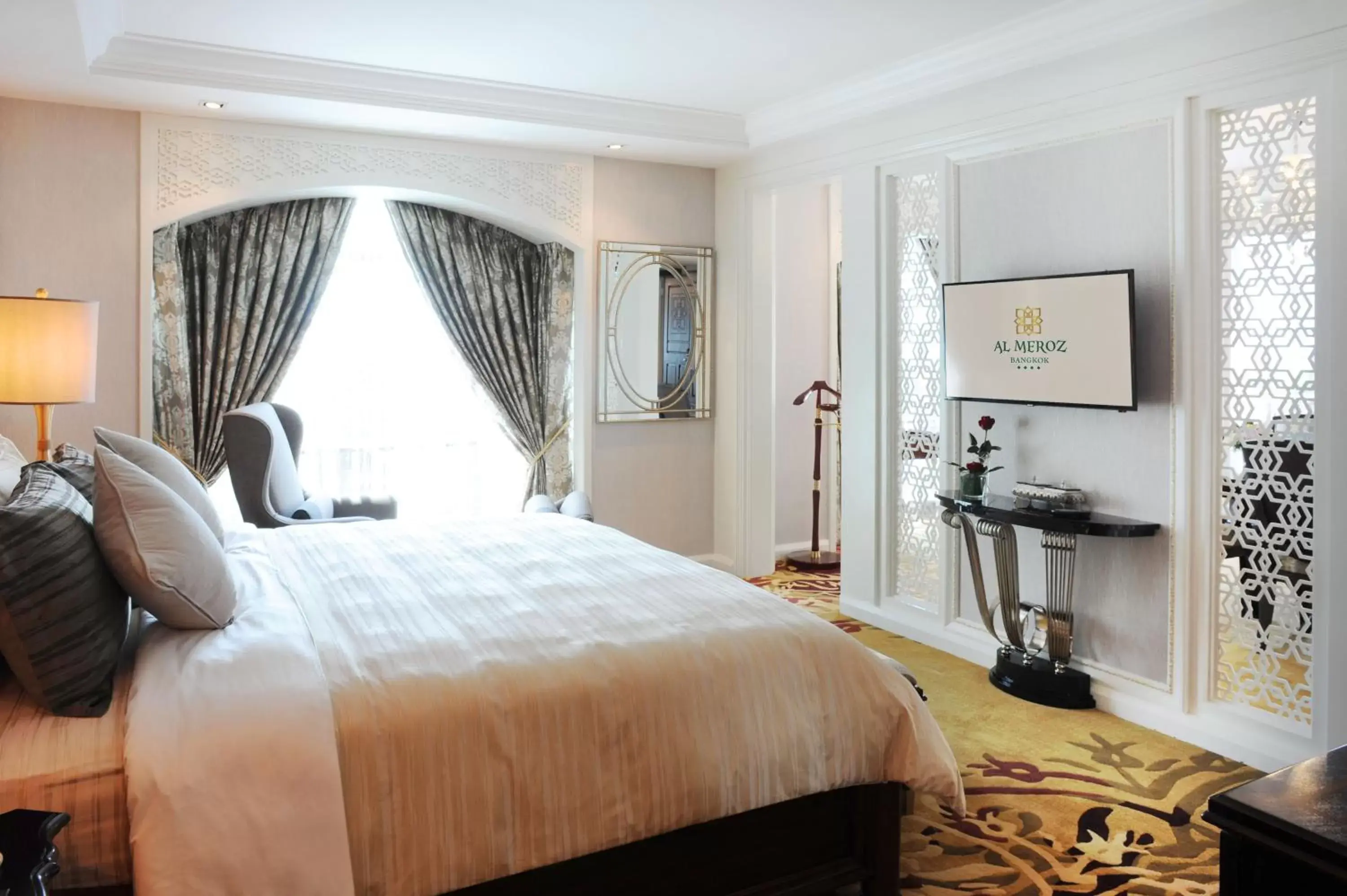 Bed in Al Meroz Hotel Bangkok - The Leading Halal Hotel