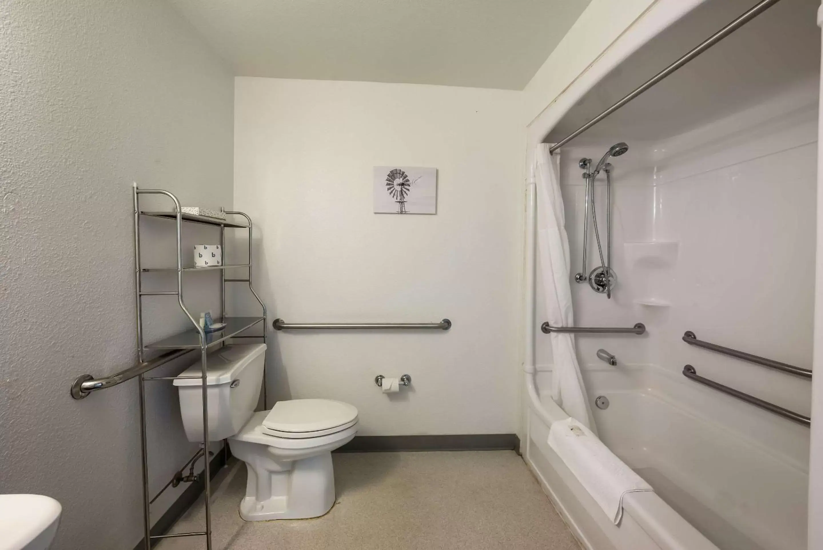 Bedroom, Bathroom in Quality Inn Yuba City-Marysville