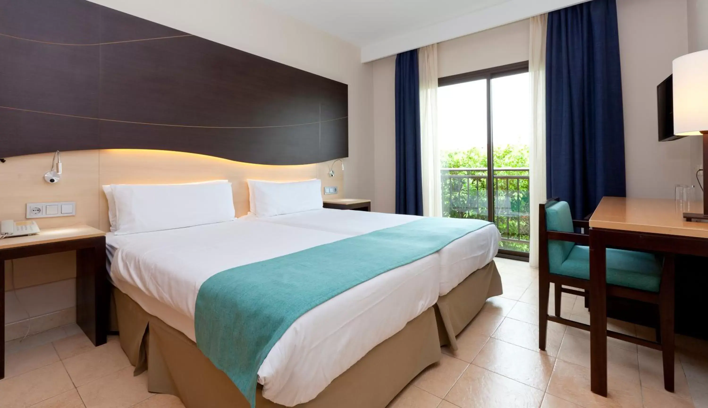 Bed in Impressive Playa Granada Golf Bed in Impressive Playa Granada Golf