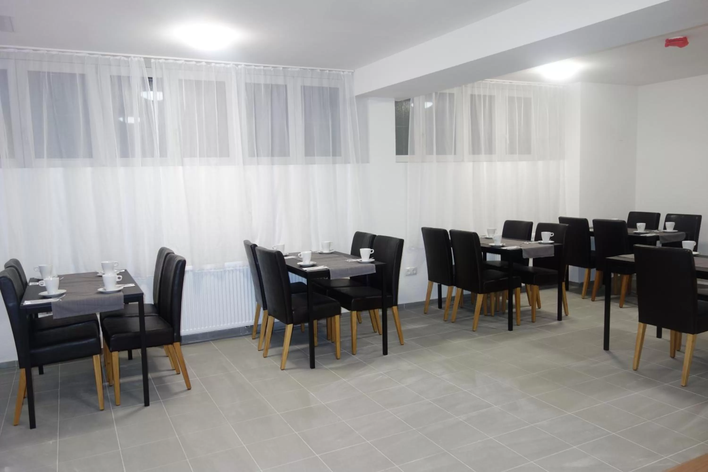 Dining area in Budget Hotel Ludwigshafen