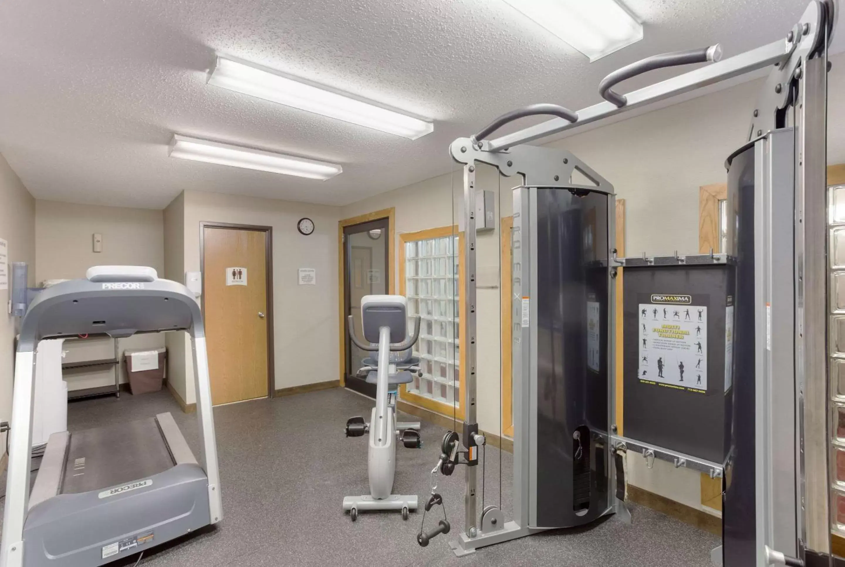 Fitness centre/facilities in Quality Inn Fitness centre/facilities in Quality Inn