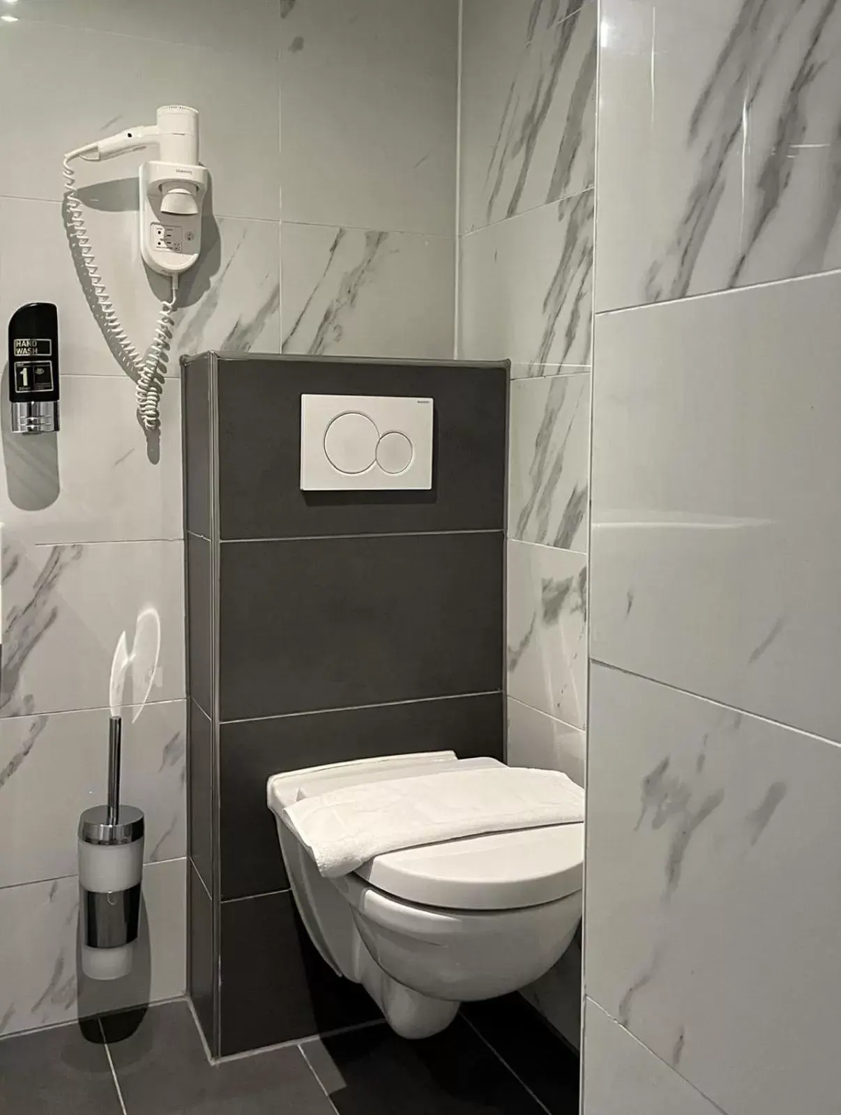 Bathroom in Facade Hotel Amsterdam