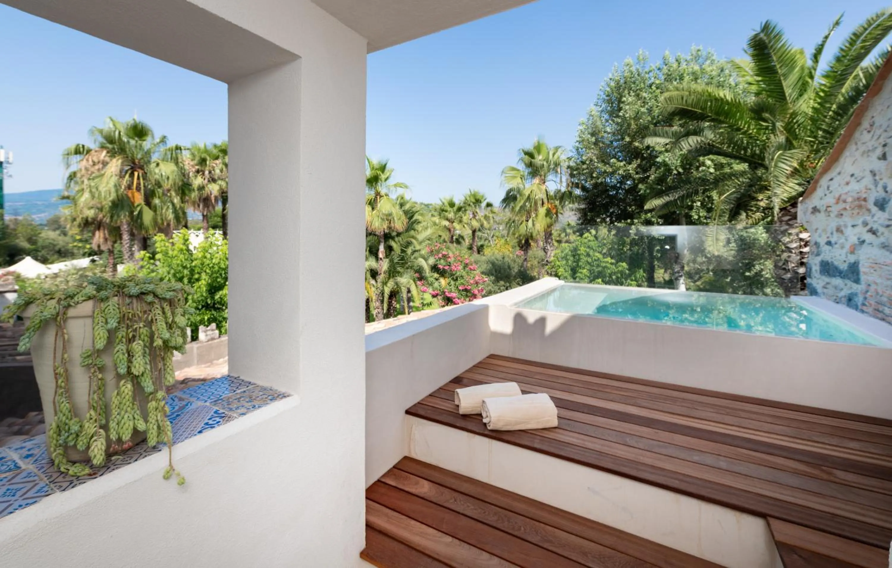 Hot Tub in Castello di San Marco Charming Hotel & SPA