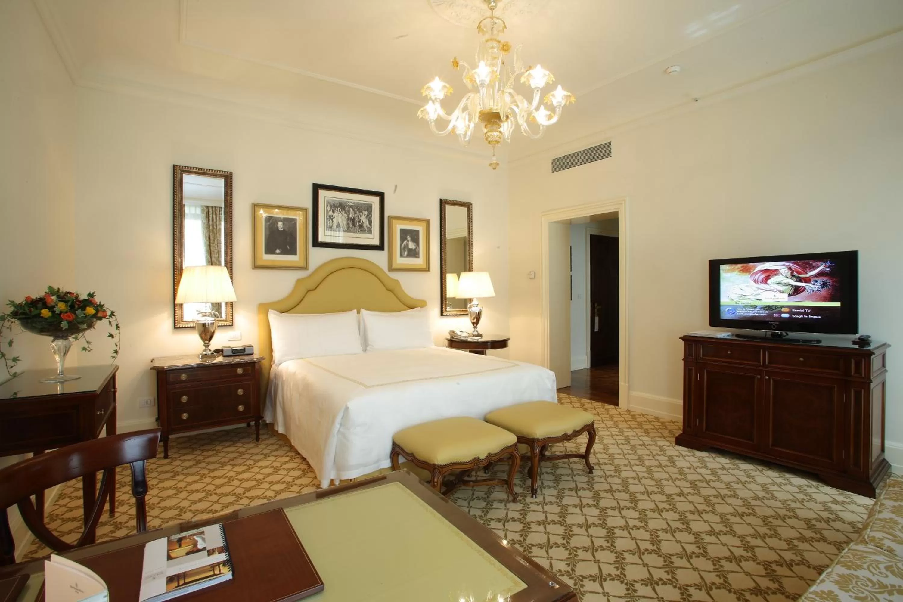 Superior King Room in Four Seasons Hotel Firenze