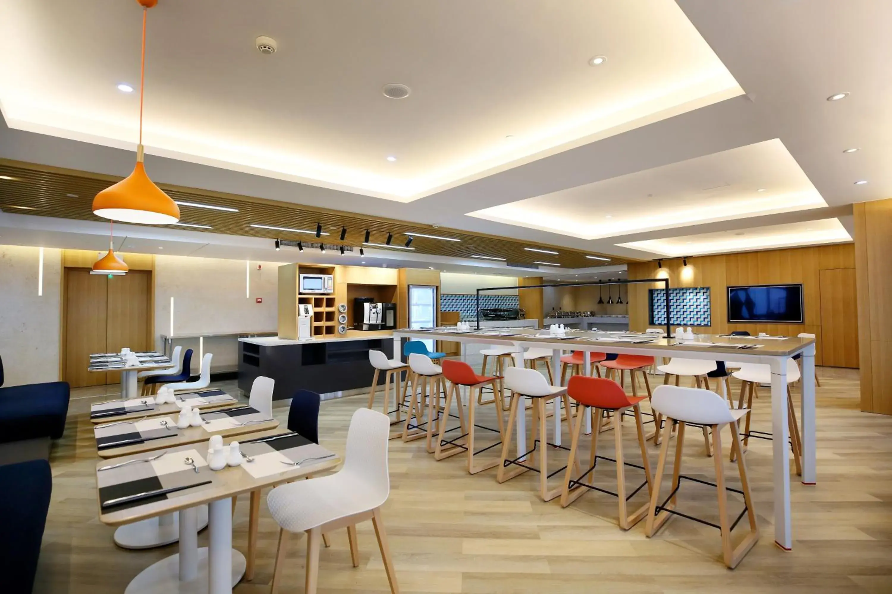 Restaurant/Places to Eat in Holiday Inn Express Chengdu North Railway Station, an IHG Hotel