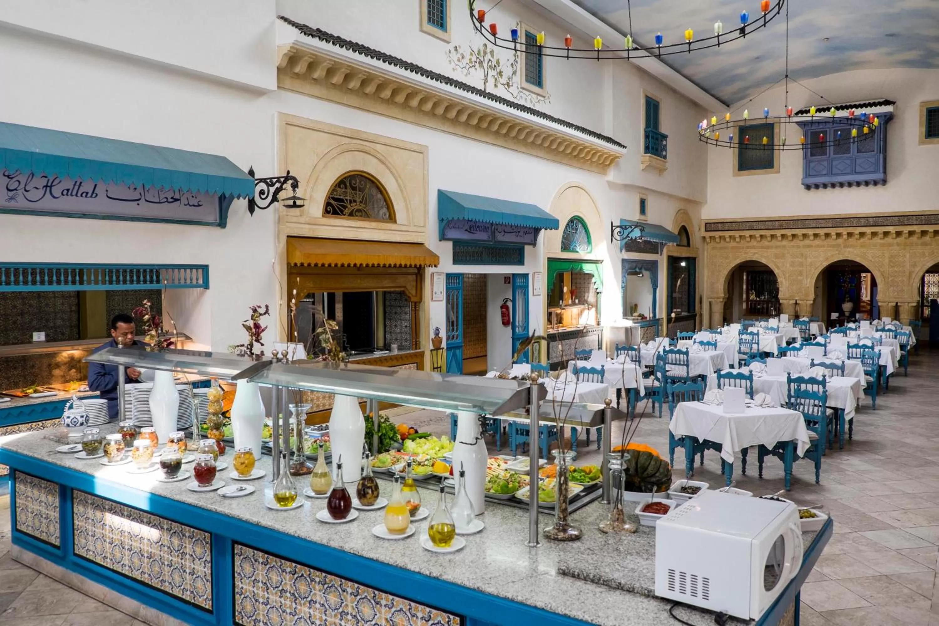 Restaurant/places to eat in Medina Belisaire And Thalasso