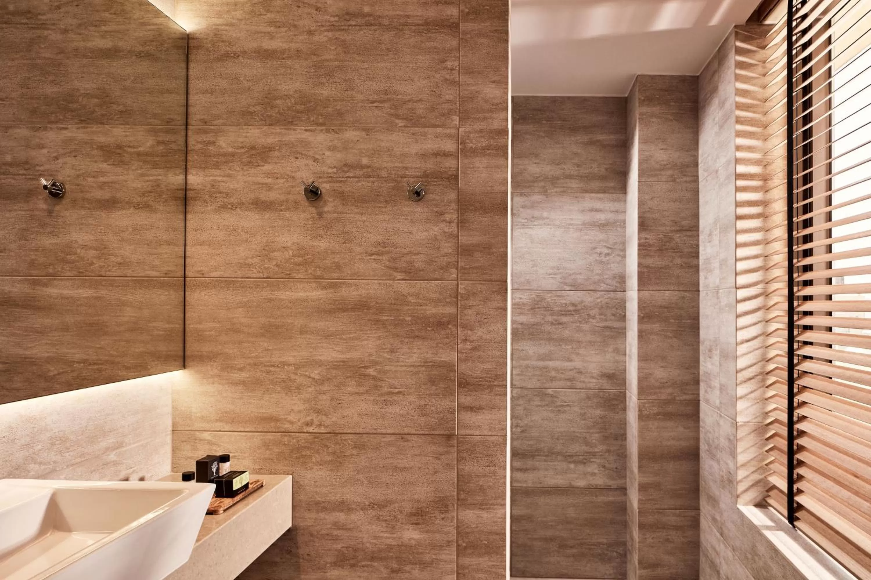 Bathroom in Ibis Styles Heraklion Central