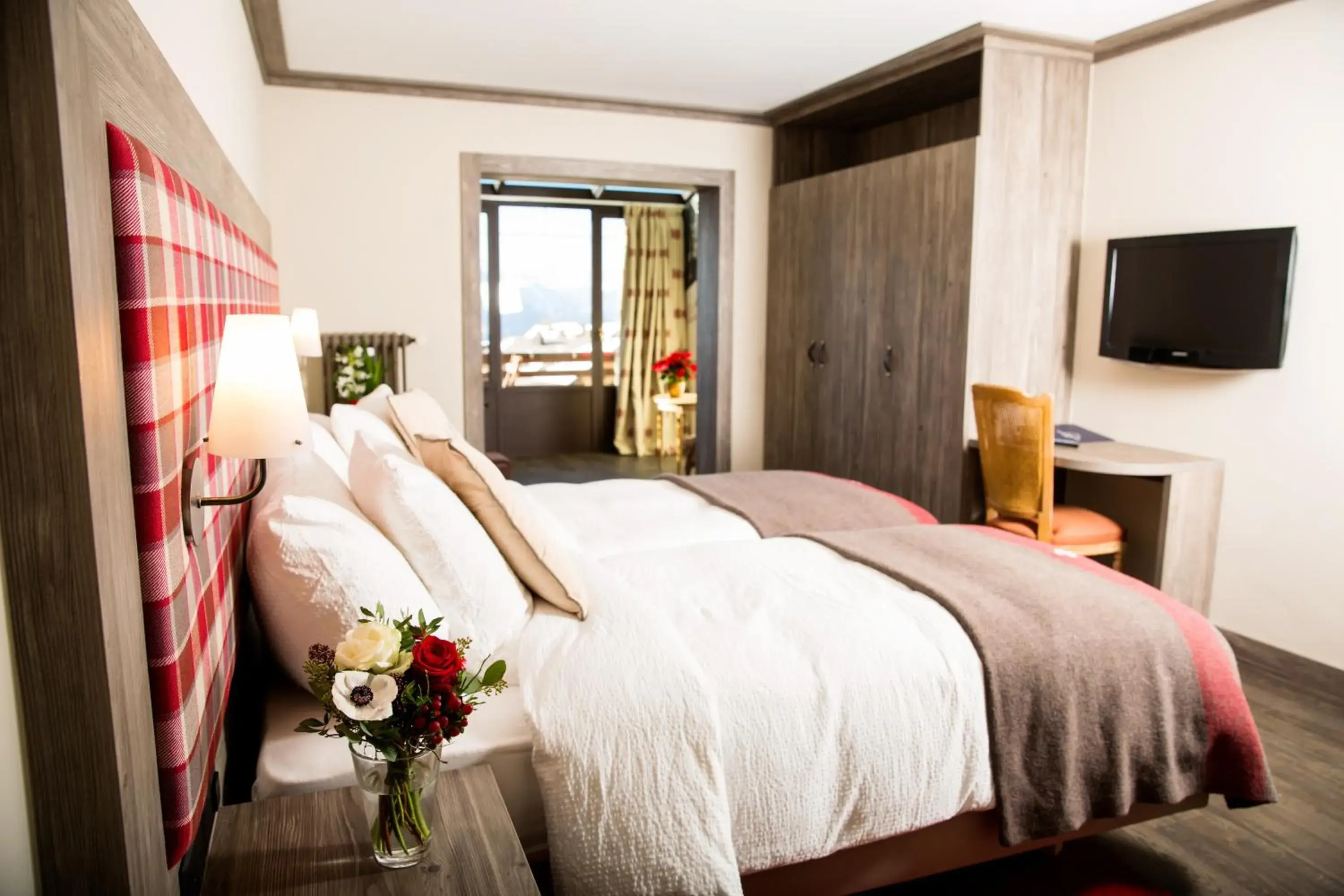 Photo of the whole room, Bed in Hotel Bristol Verbier