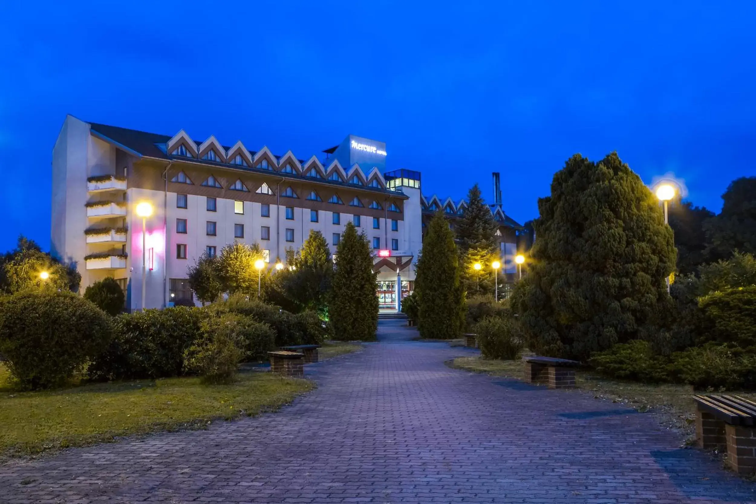 Facade/entrance, Property Building in Mercure Jelenia Góra