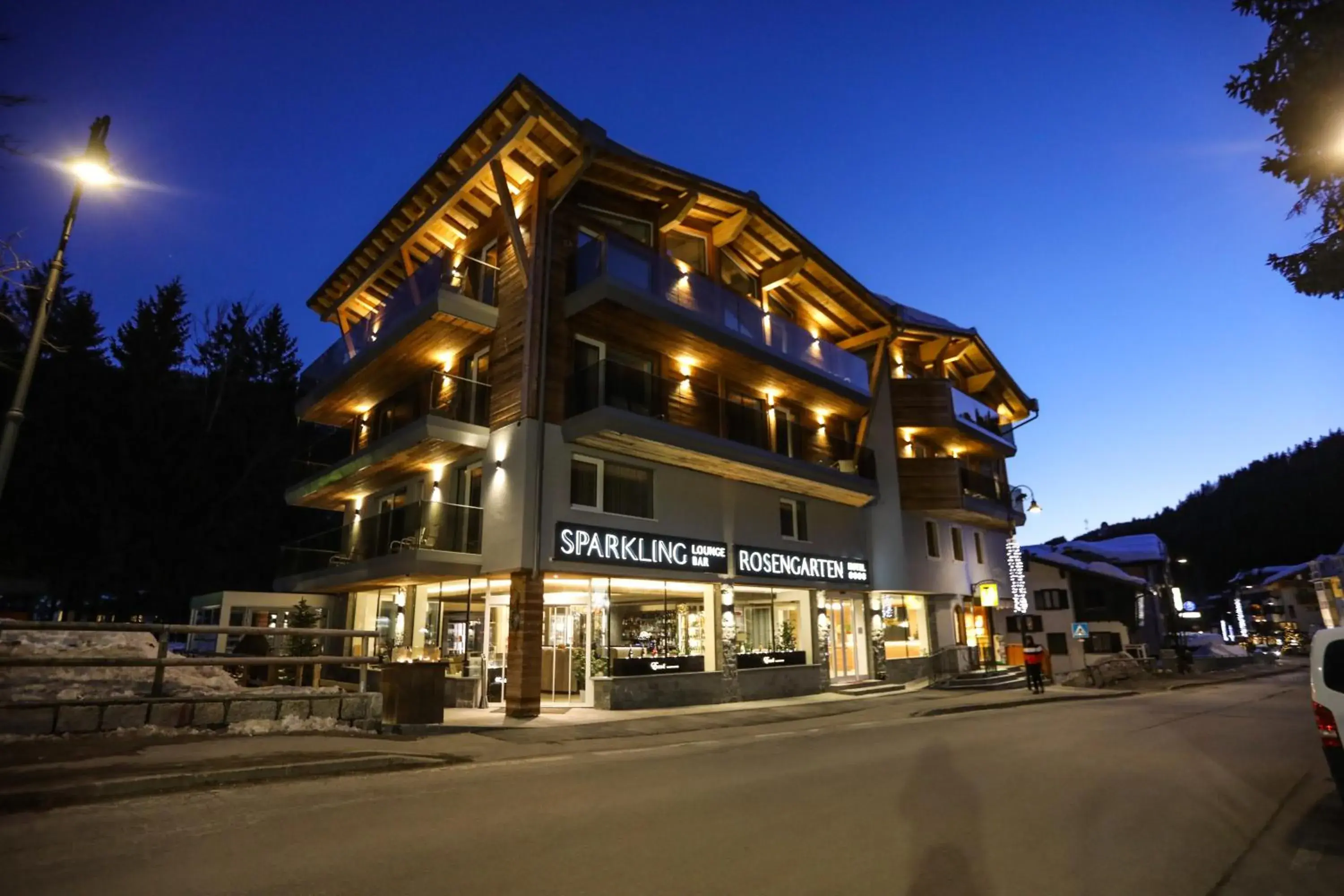 Facade/entrance, Property Building in Hotel Rosengarten