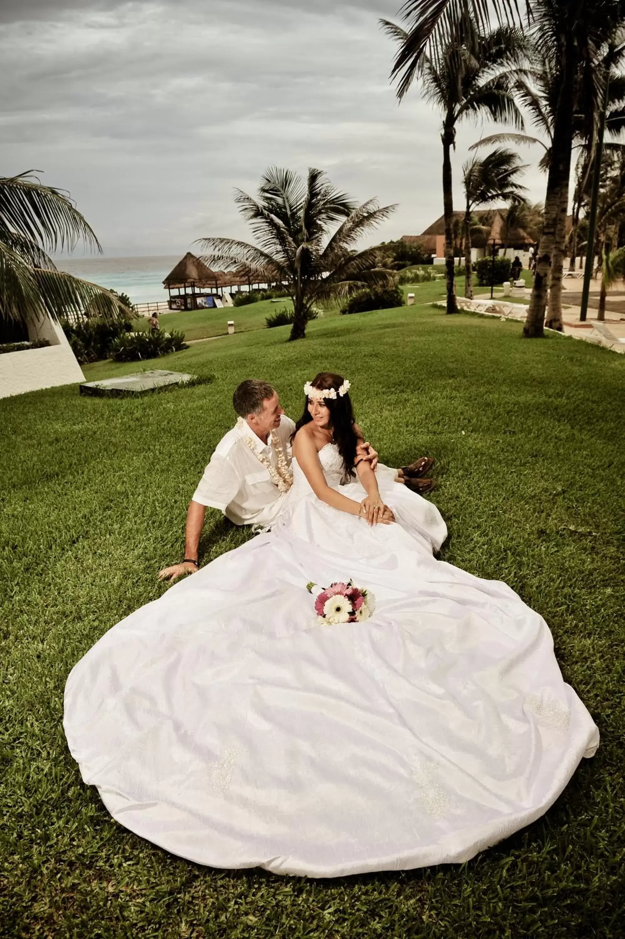 Guests, Garden in The Pyramid Cancun - All Inclusive