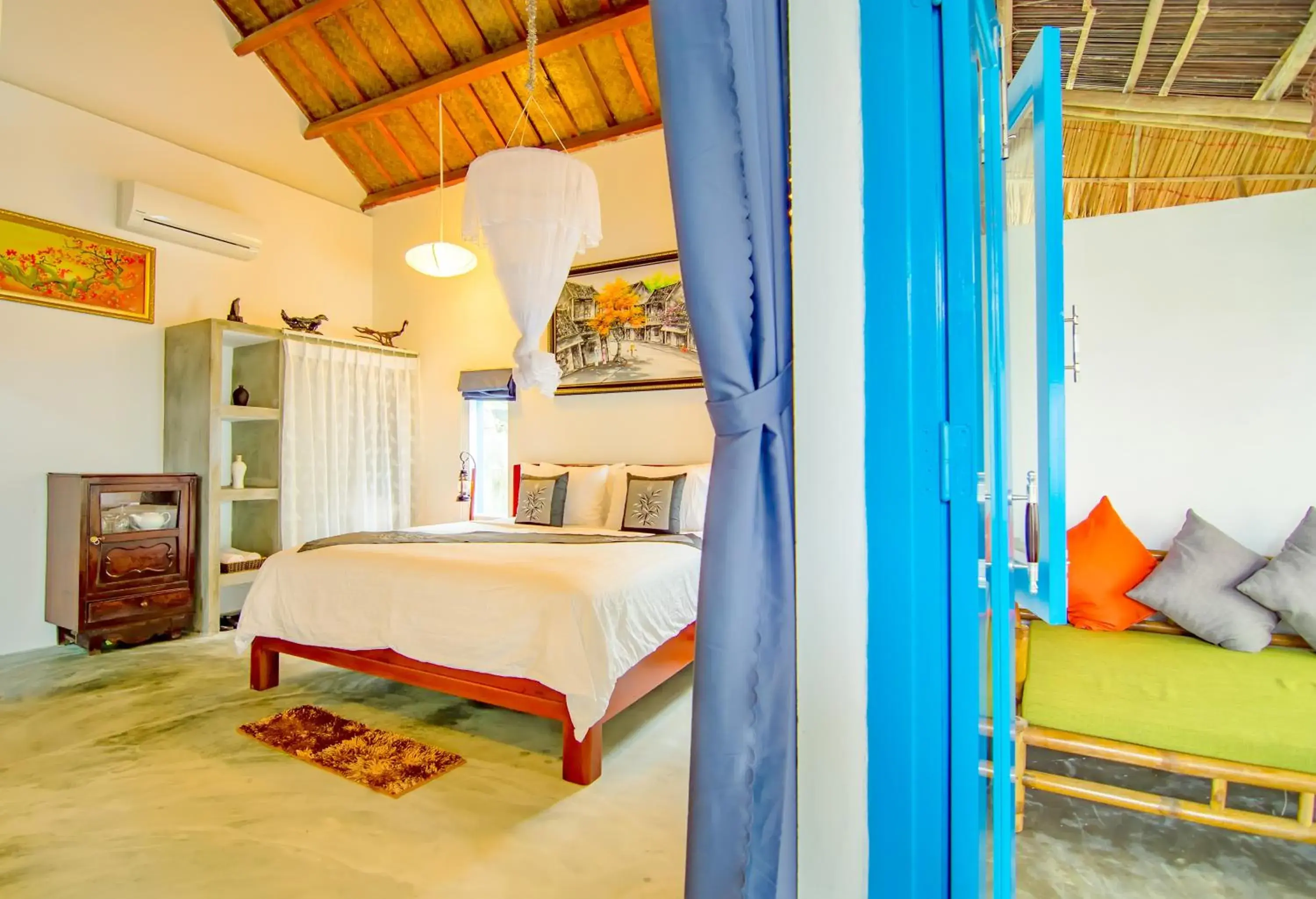 Bed in Local Beach Homestay