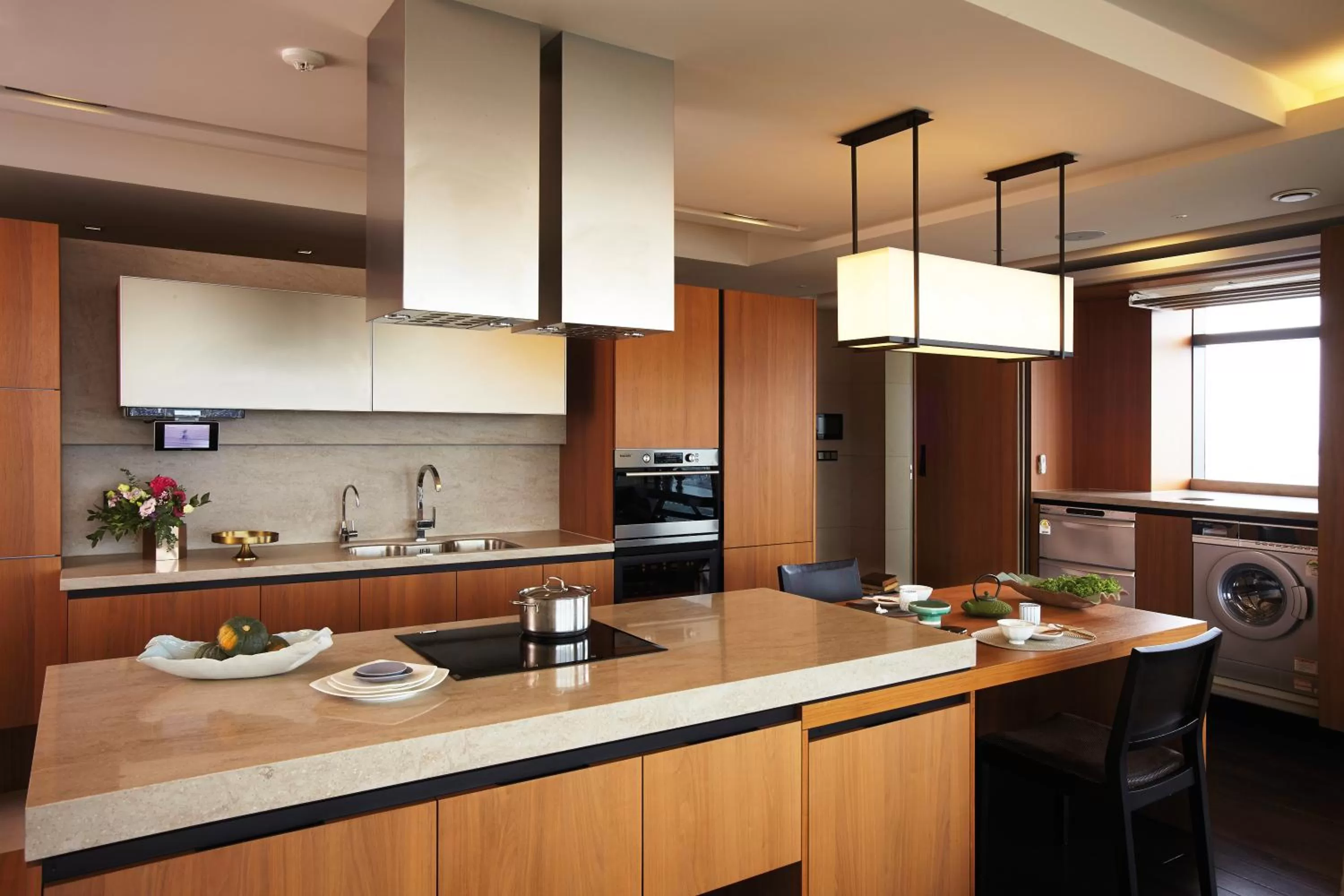 Kitchen or kitchenette in The Classic 500 Pentaz Executive Residence