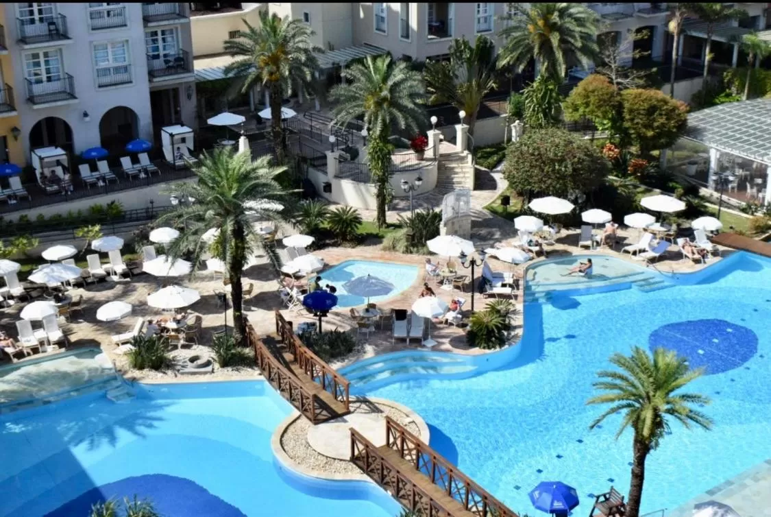 Pool View in Il Campanario