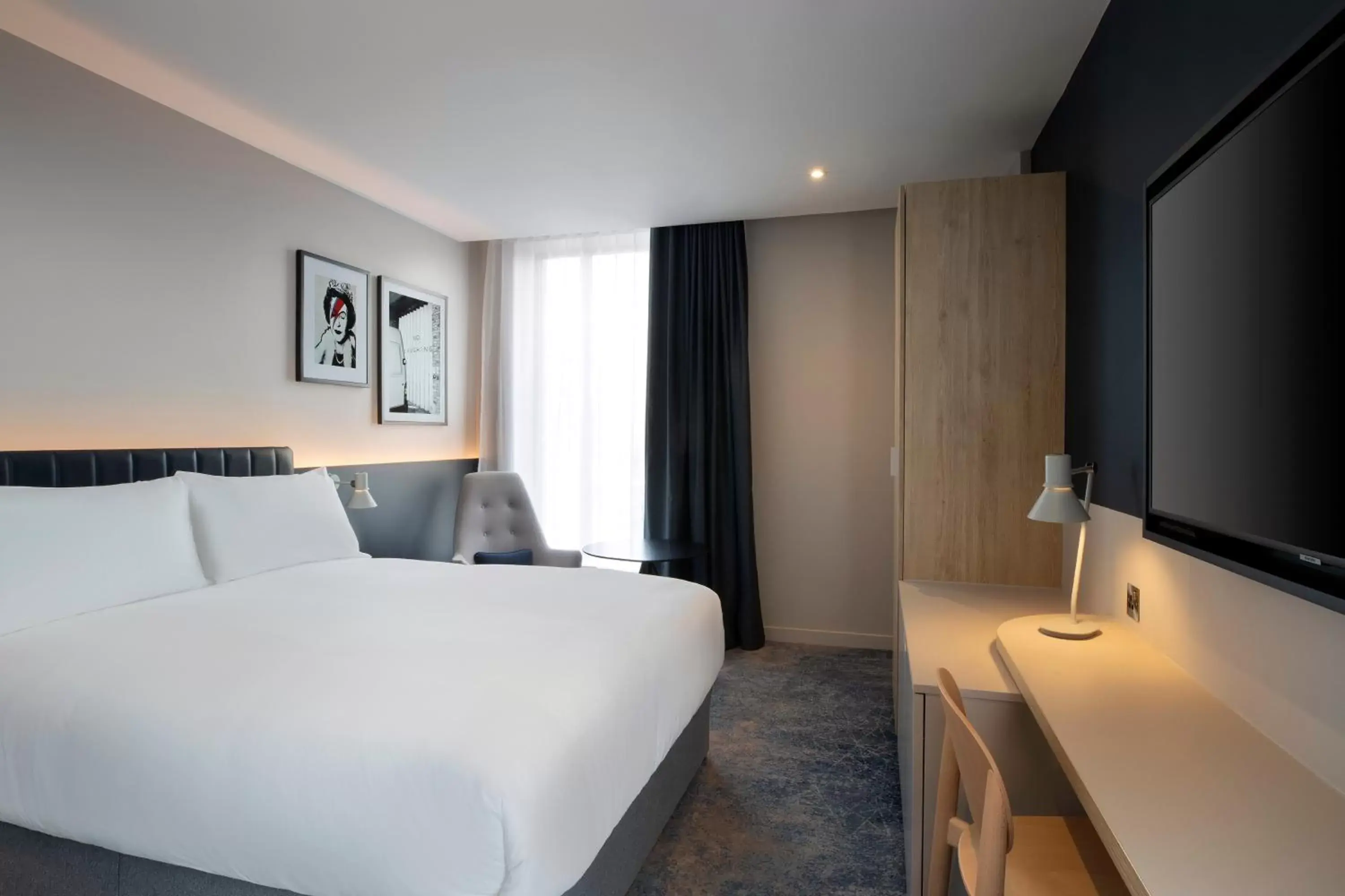 Bedroom, Bed in Leonardo Hotel Bristol City Bedroom, Bed in Leonardo Hotel Bristol City