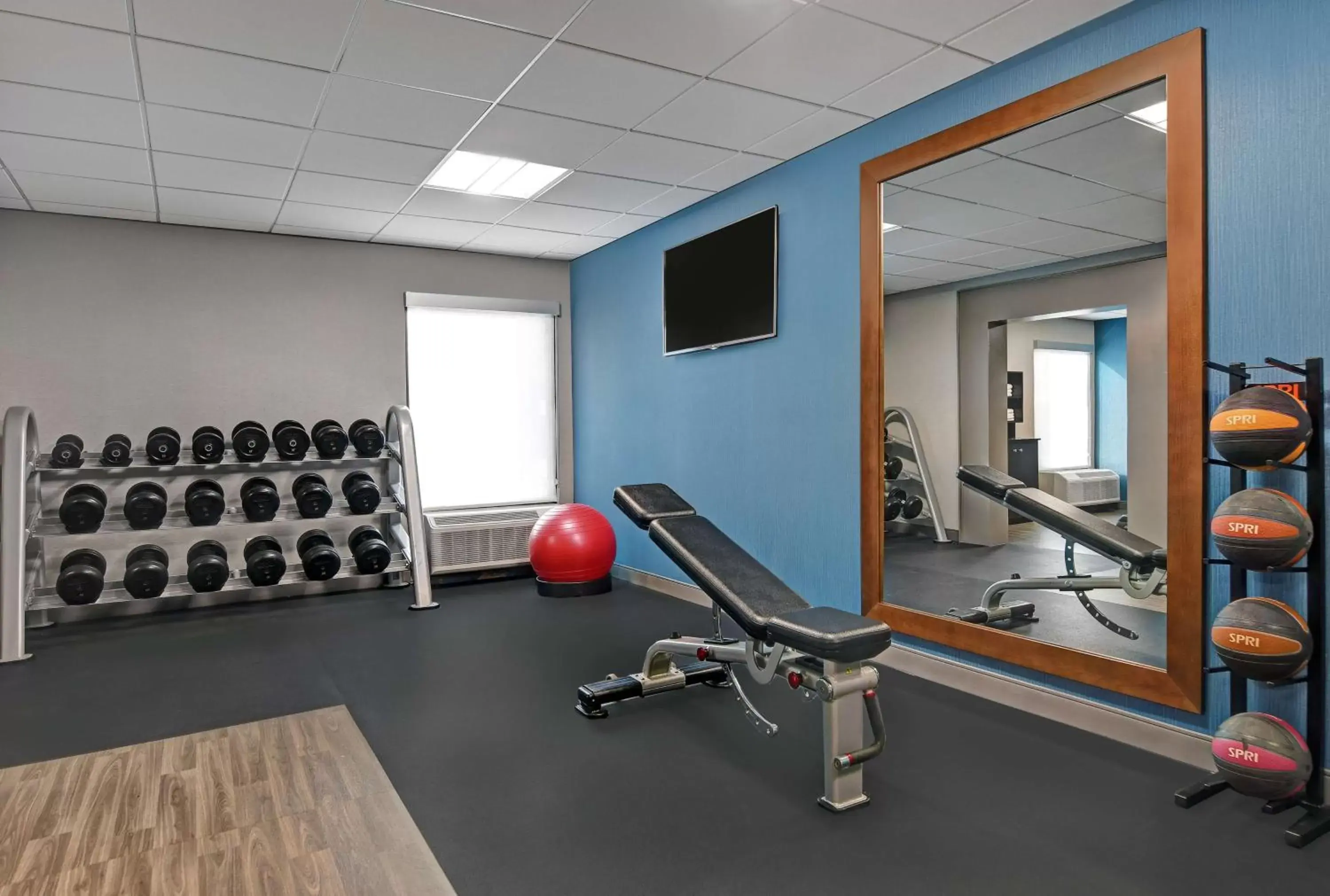Fitness centre/facilities, Fitness Center/Facilities in Hampton Inn Patriots Point
