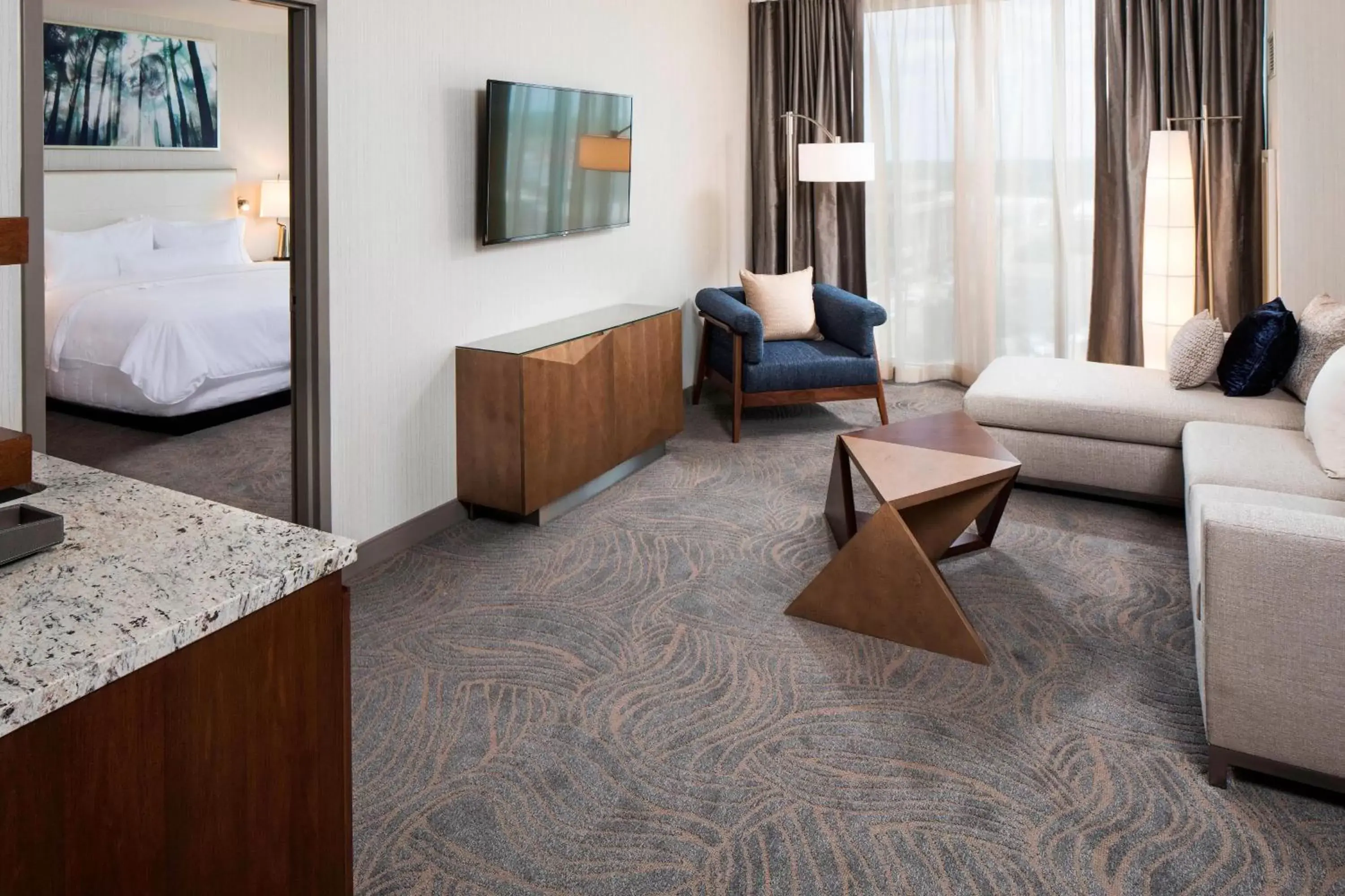 Bedroom, Seating Area in The Westin Jackson