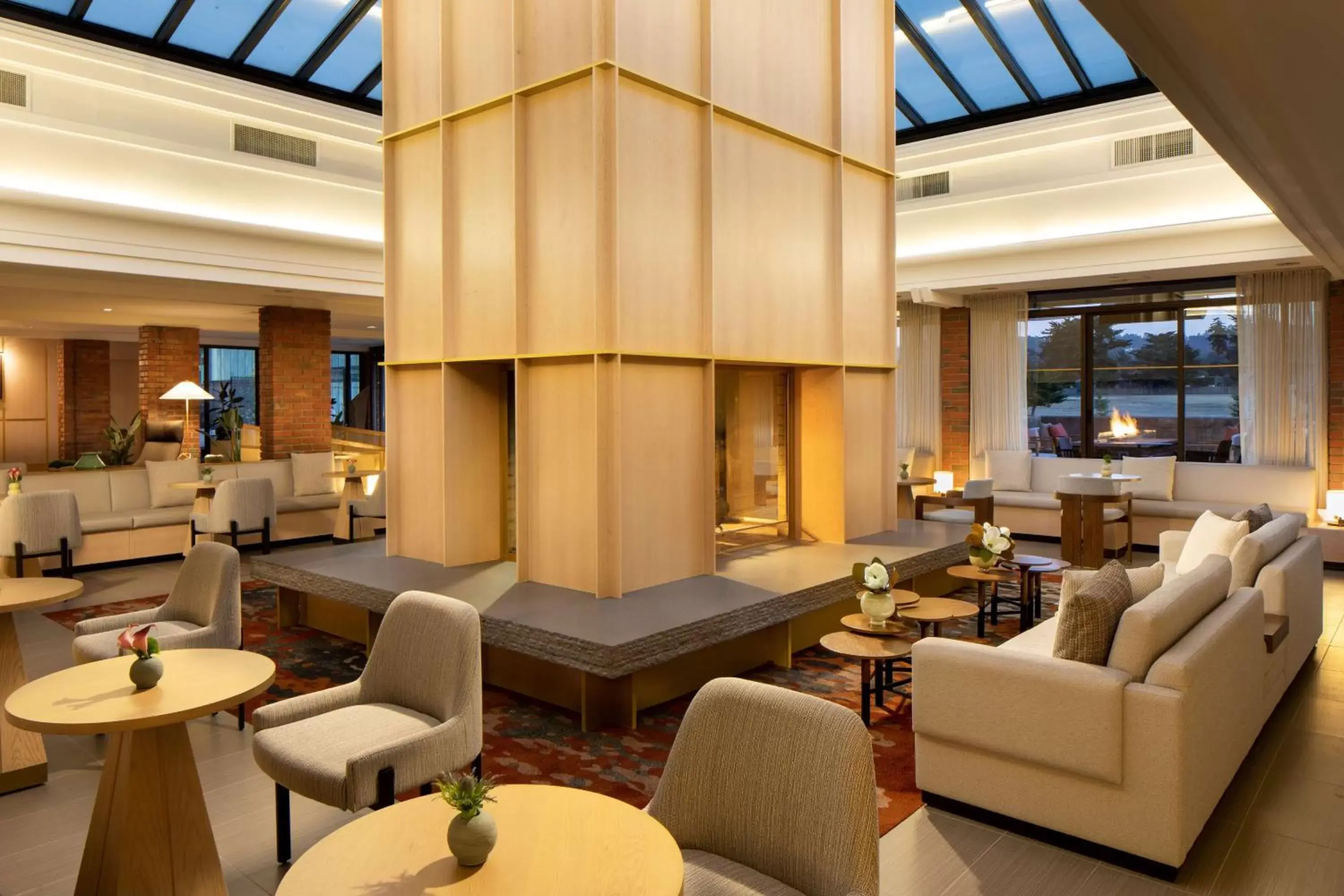 Lobby or reception, Lounge/Bar in Hyatt Regency Monterey Hotel and Spa