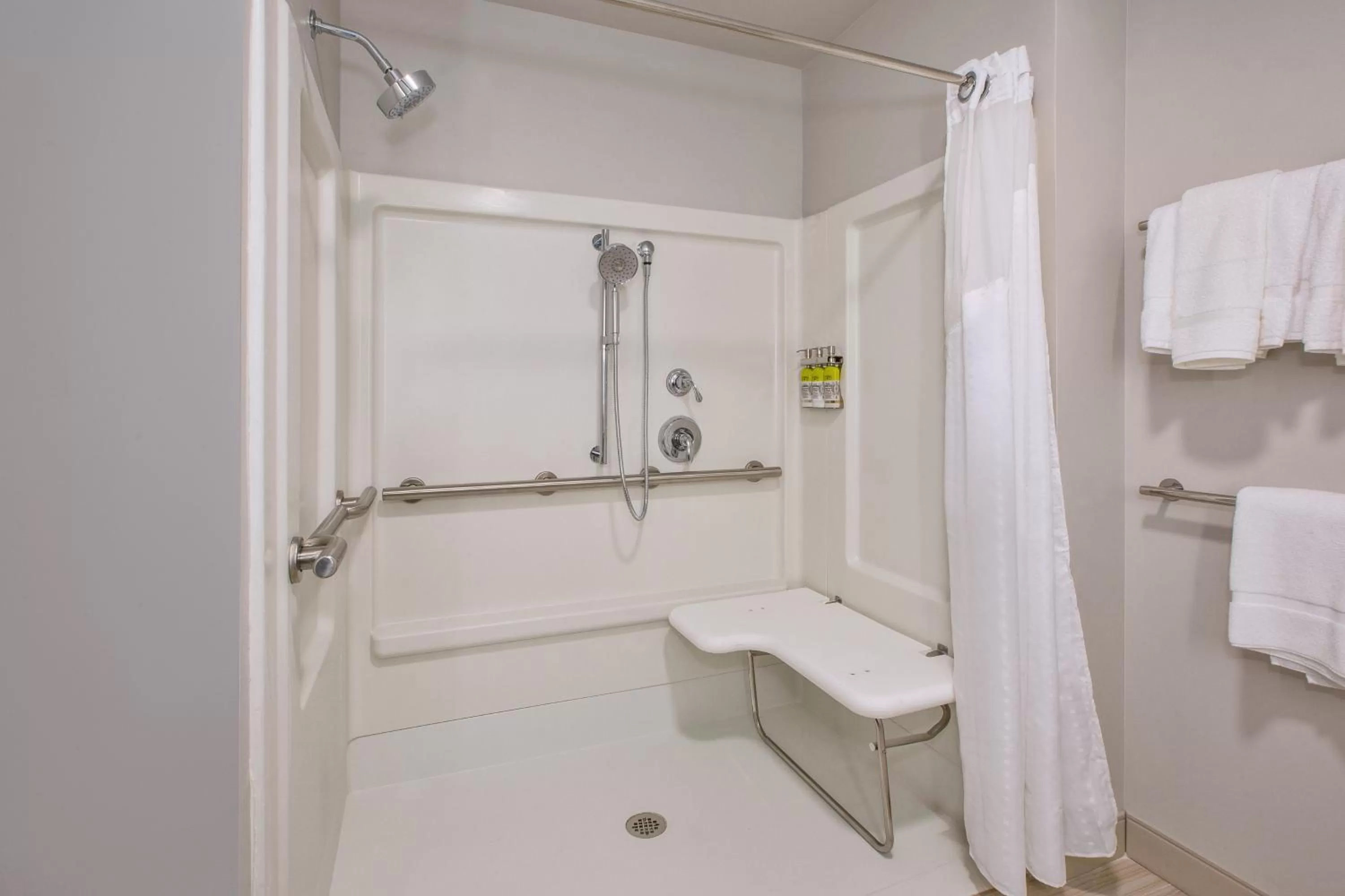 Bathroom in Holiday Inn Express & Suites Wooster by IHG
